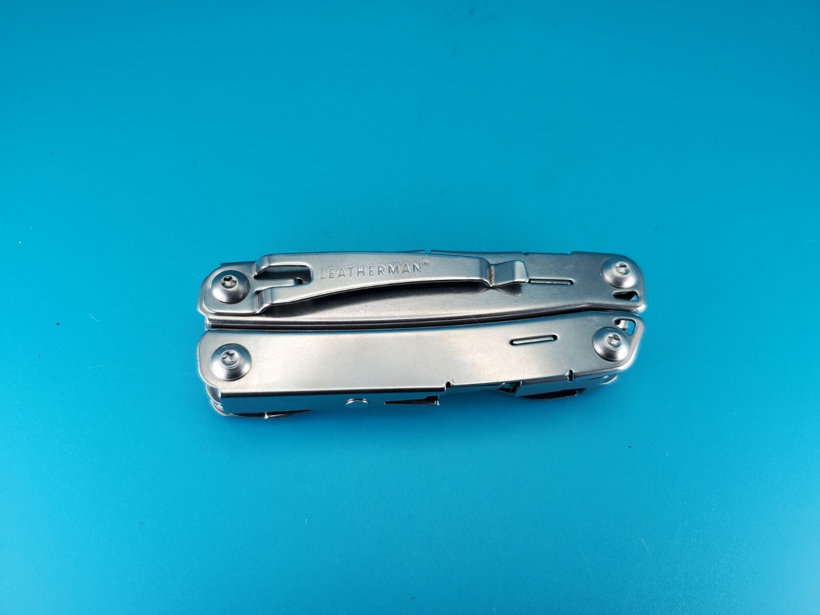 LEATHERMAN WINGMAN MULTI-TOOL! FAST SHIPPING! WITH SHEATH!