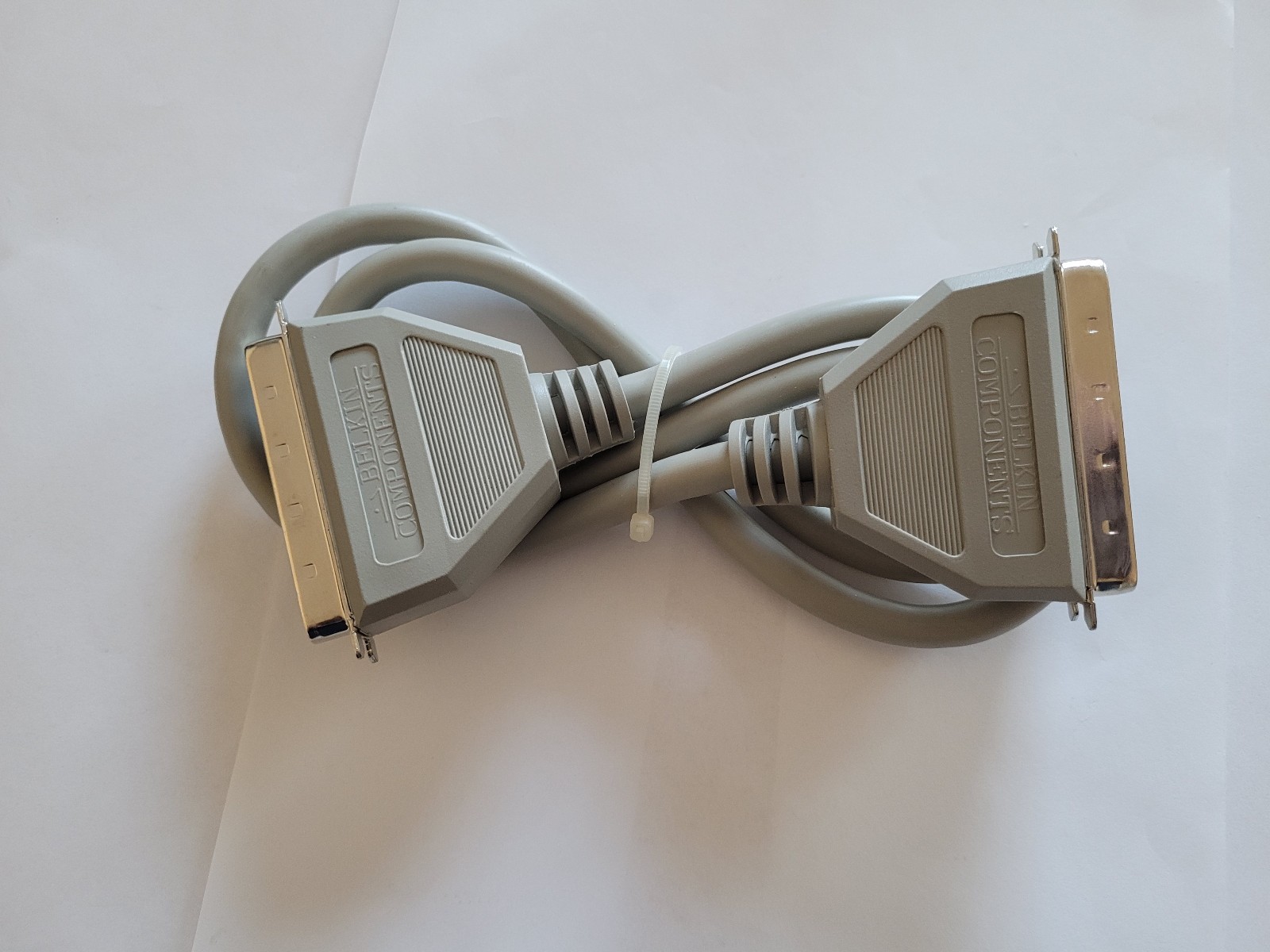Belkin Components SCSI Cord F2N956-03 Male to Male 3 Feet Cable