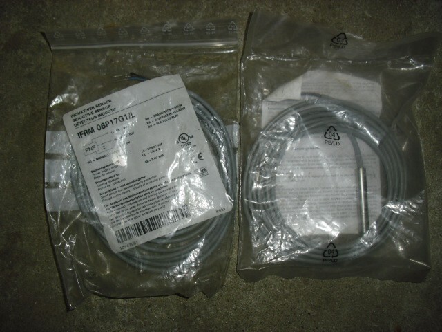 Lot of 2  IFRM 06P17G1/L Inductive Proximity Sensor  12-30VDC