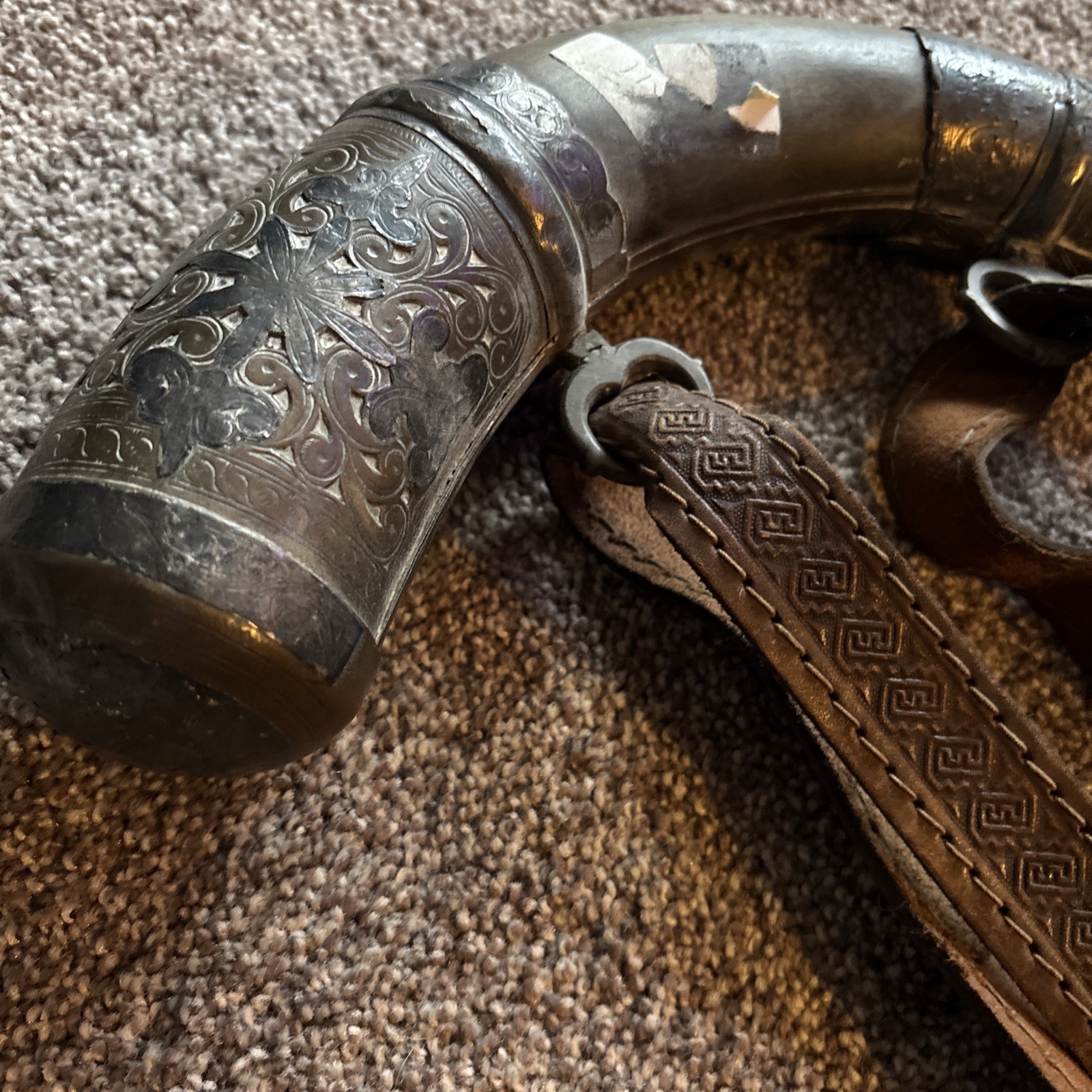 Vtg 12” Moroccan Wood POWDER HORN w/Brass Fittings & Leather Strap, Intricate
