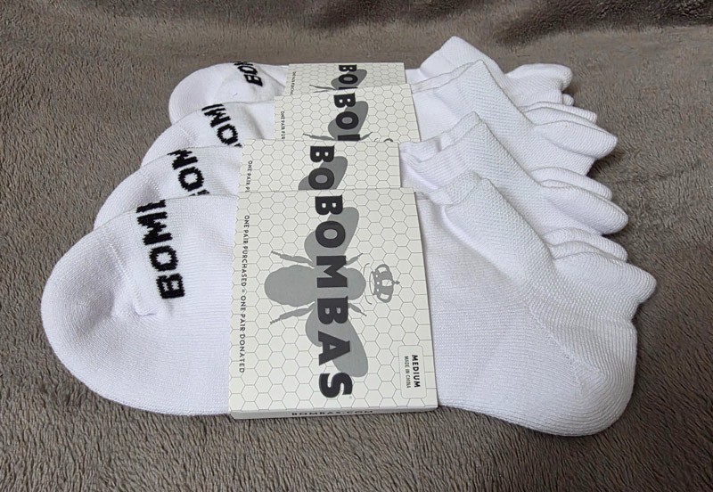 4-Pack (4 pairs) Bombas Solids Ankle Socks - White - Medium