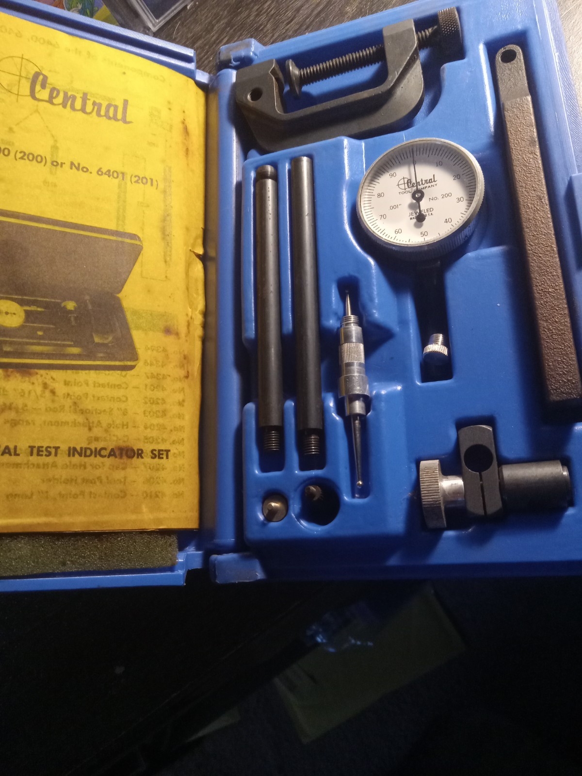 Central Tools Dial Indicator 6400 Kit