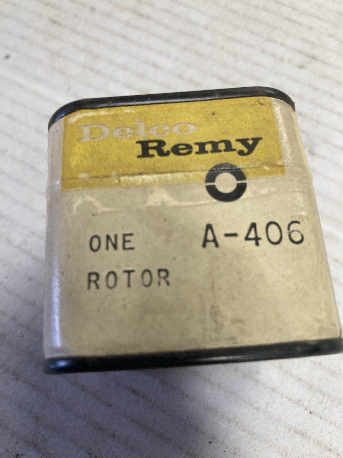 Delco Remy Ignition Rotor A-406  1942-59 Jeep 4 cyl. 134 open box America