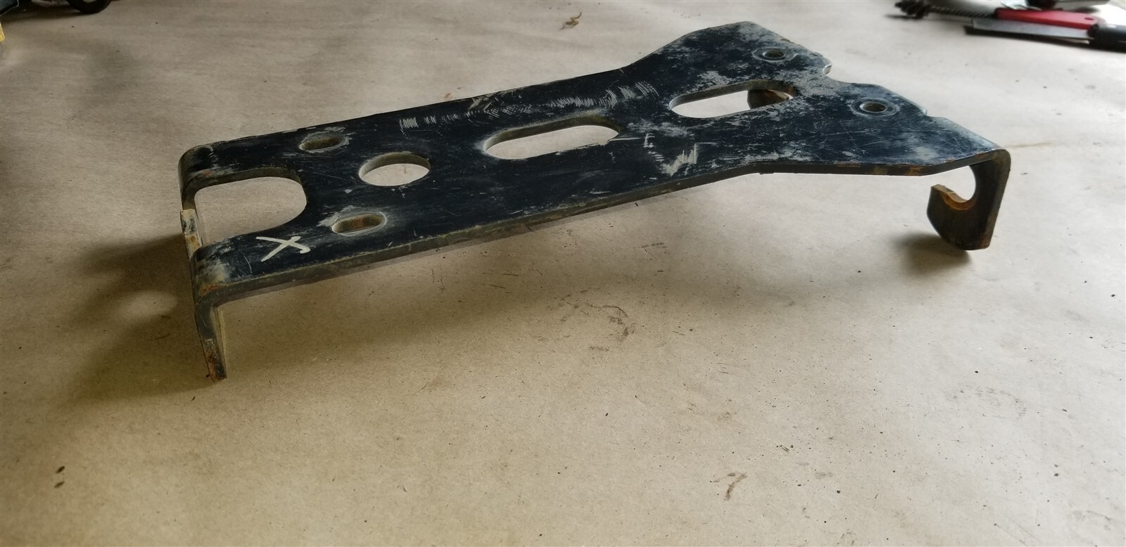Bobcat pump steering plate bracket 6734298