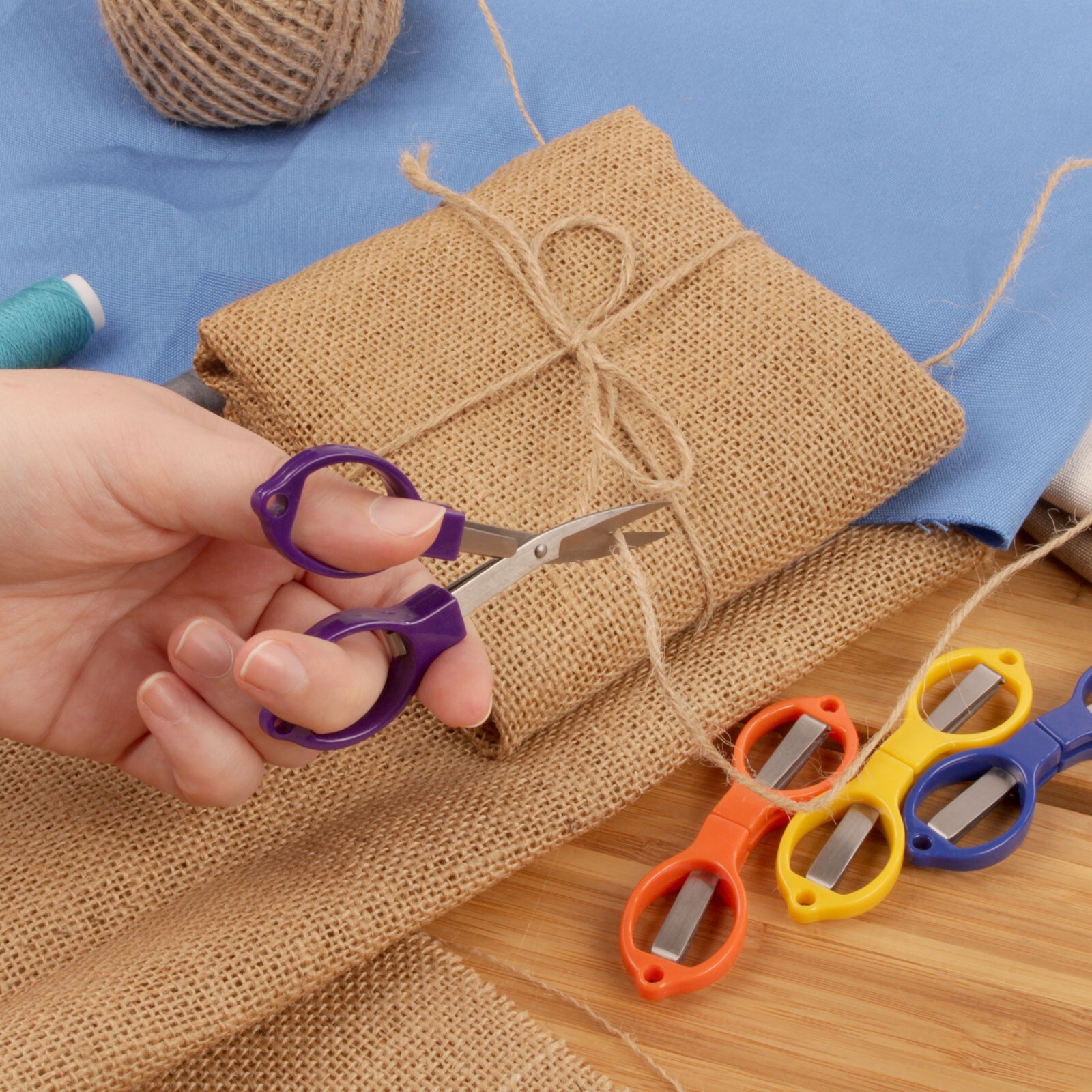 JubileeYarn Compact Folding Scissors Sets