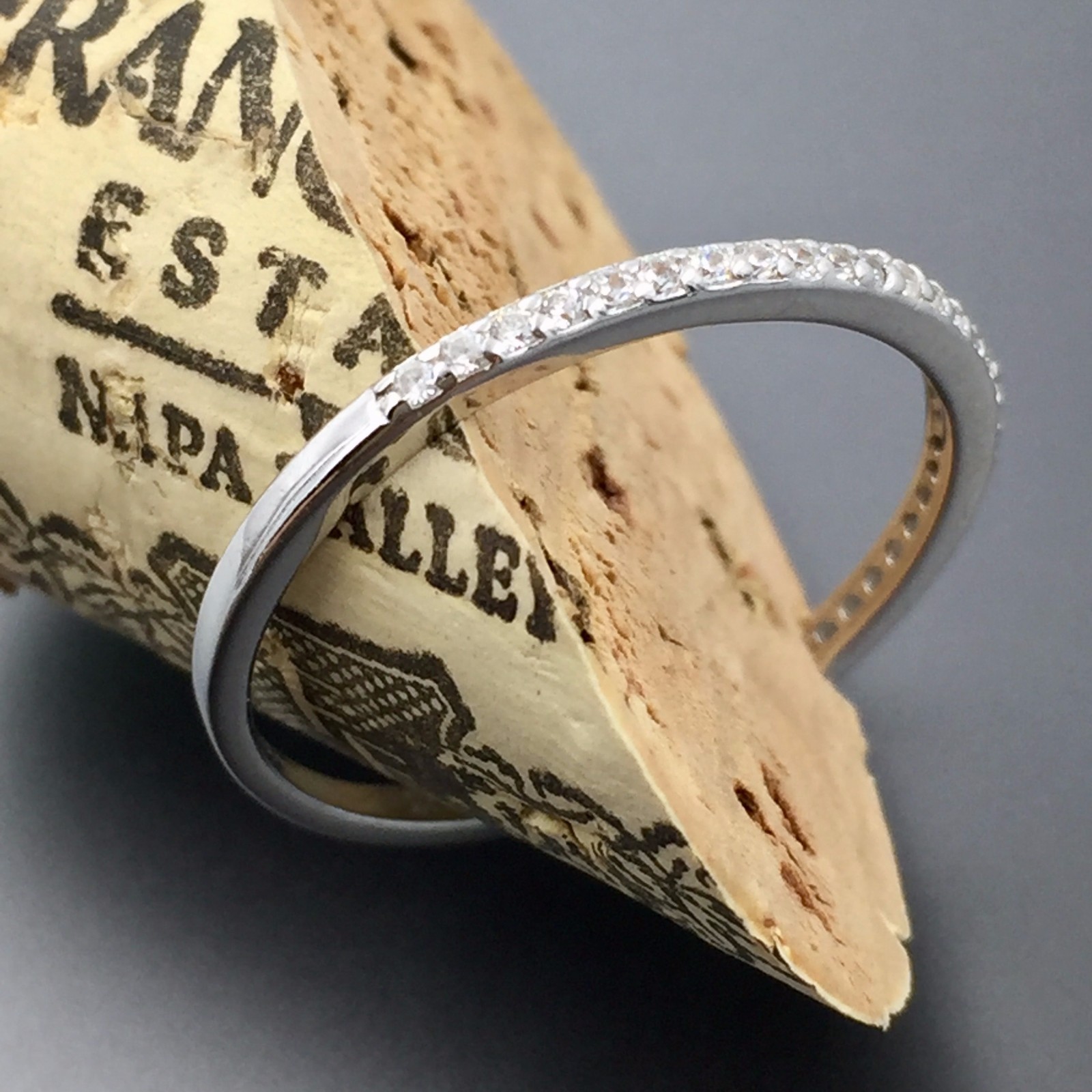 STYLISH STERLING SILVER WHITE AAA CZ CUBIC ZIRCONIA THIN WEDDING BAND STACK RING