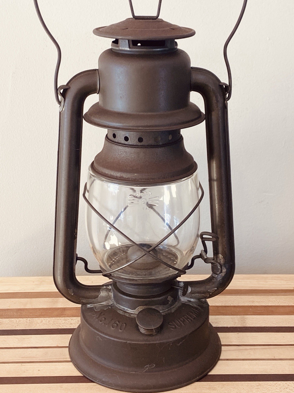 Embury 160 Supreme Lantern - with No. 30 E-whisker Globe