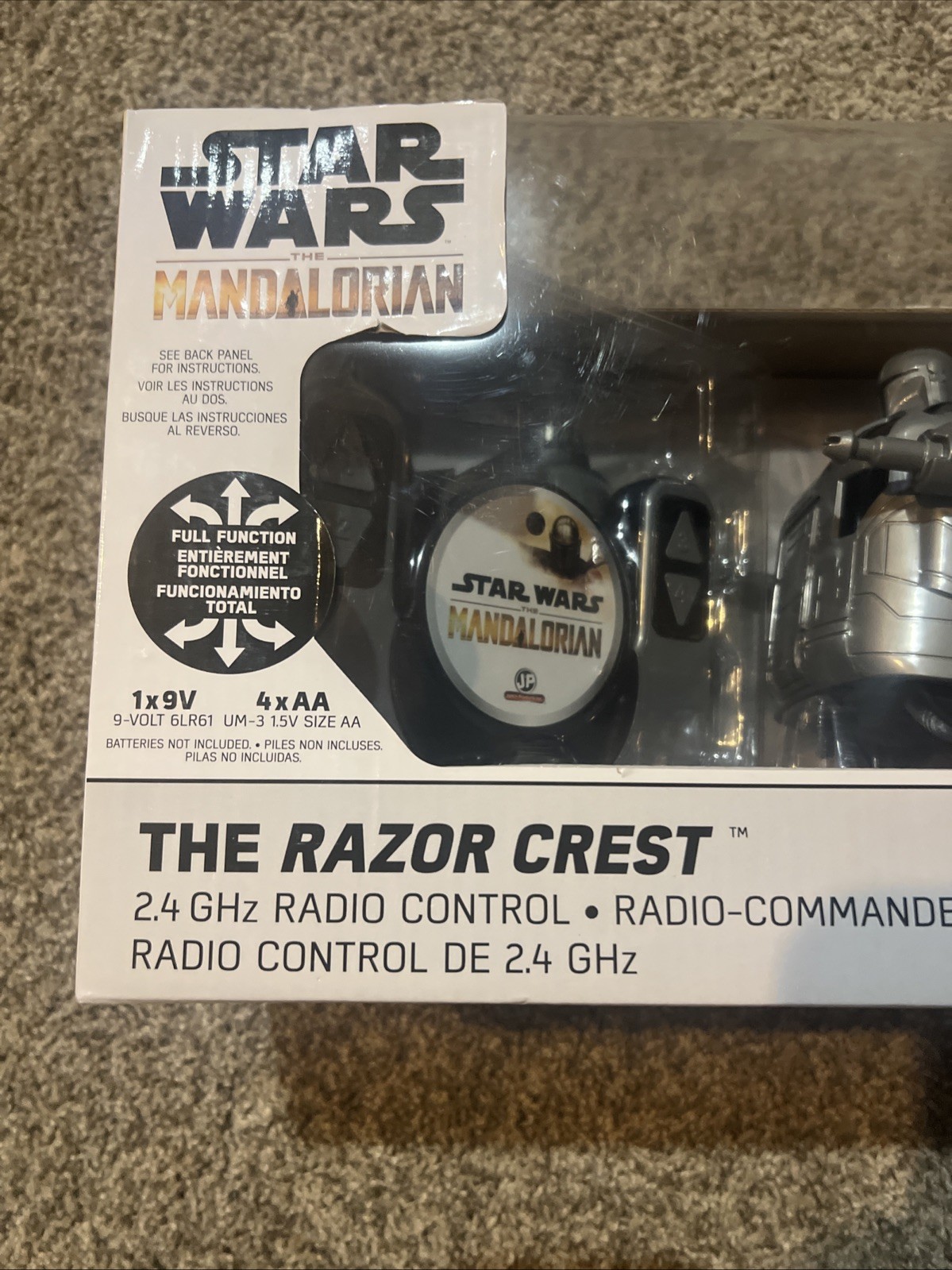 Star Wars The Mandalorian The Razor Crest Disney Remote Control Transport NEW!