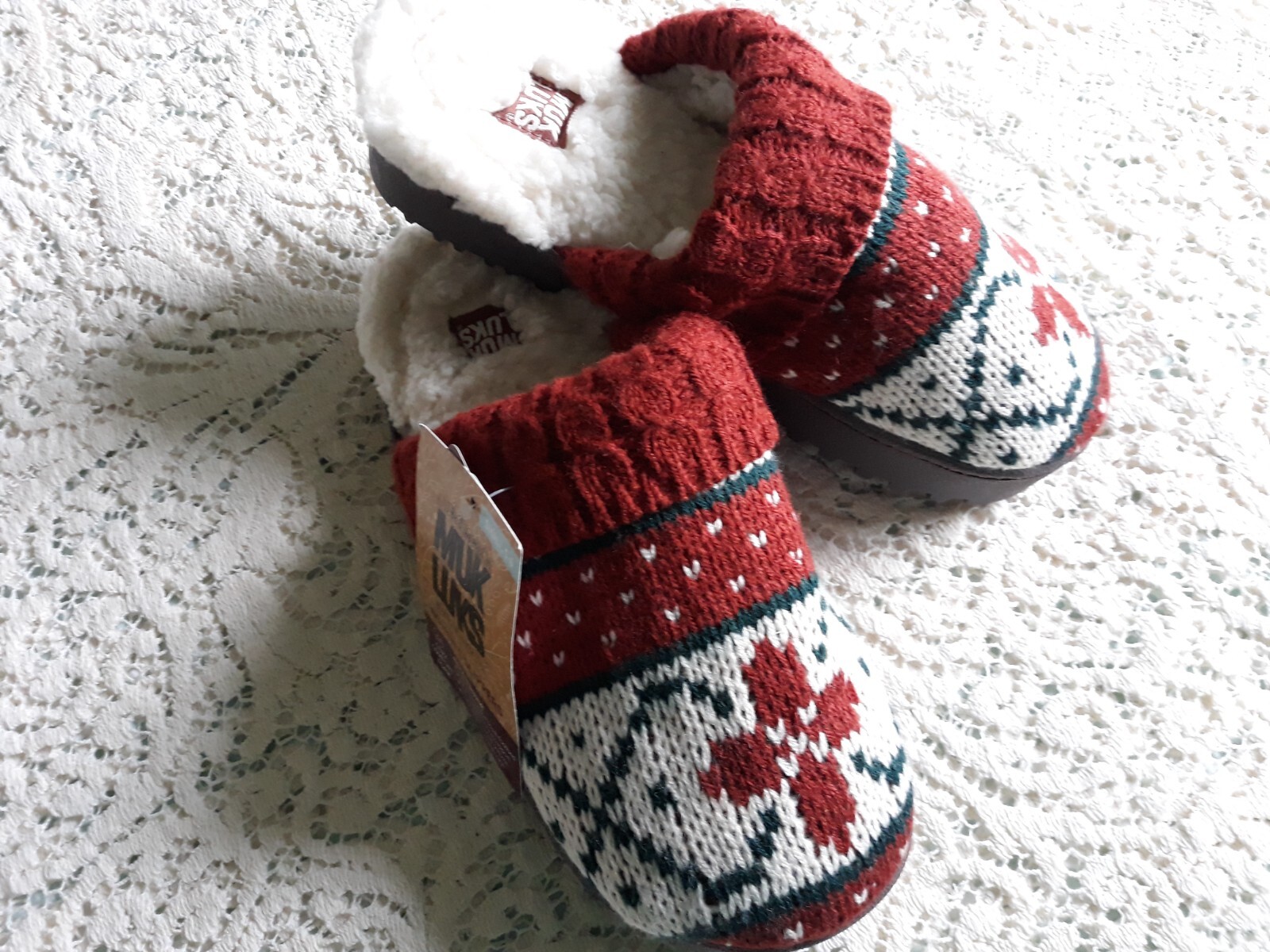MukLuks S5-6 Brown Ivory SOFT Faux Fur Lugged Sole Cushy Slippers NEW