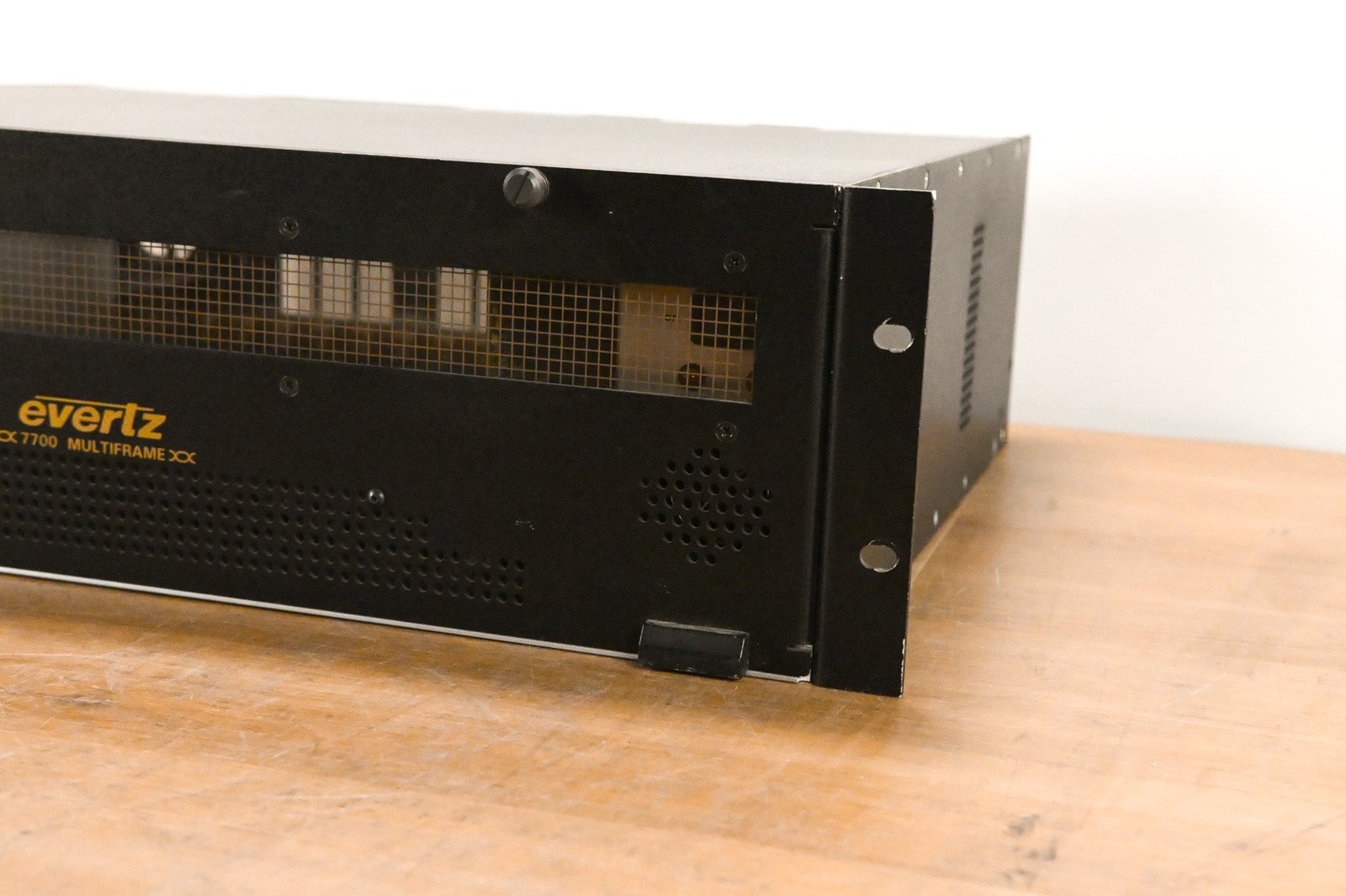 Evertz 7700FR-C MultiFrame Chassis with Cards CG01V8X