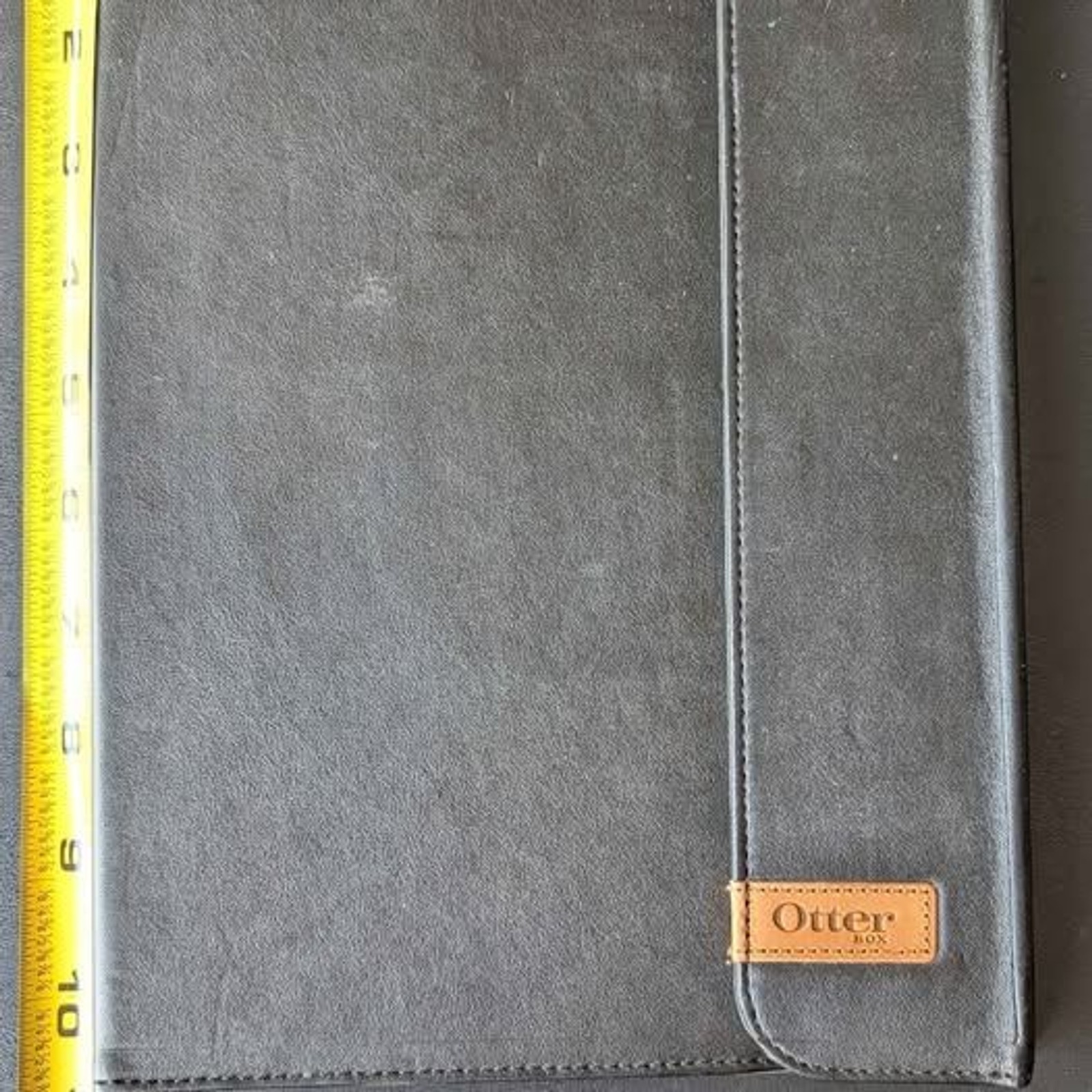 Black Otter Box Tablet Folio Case
