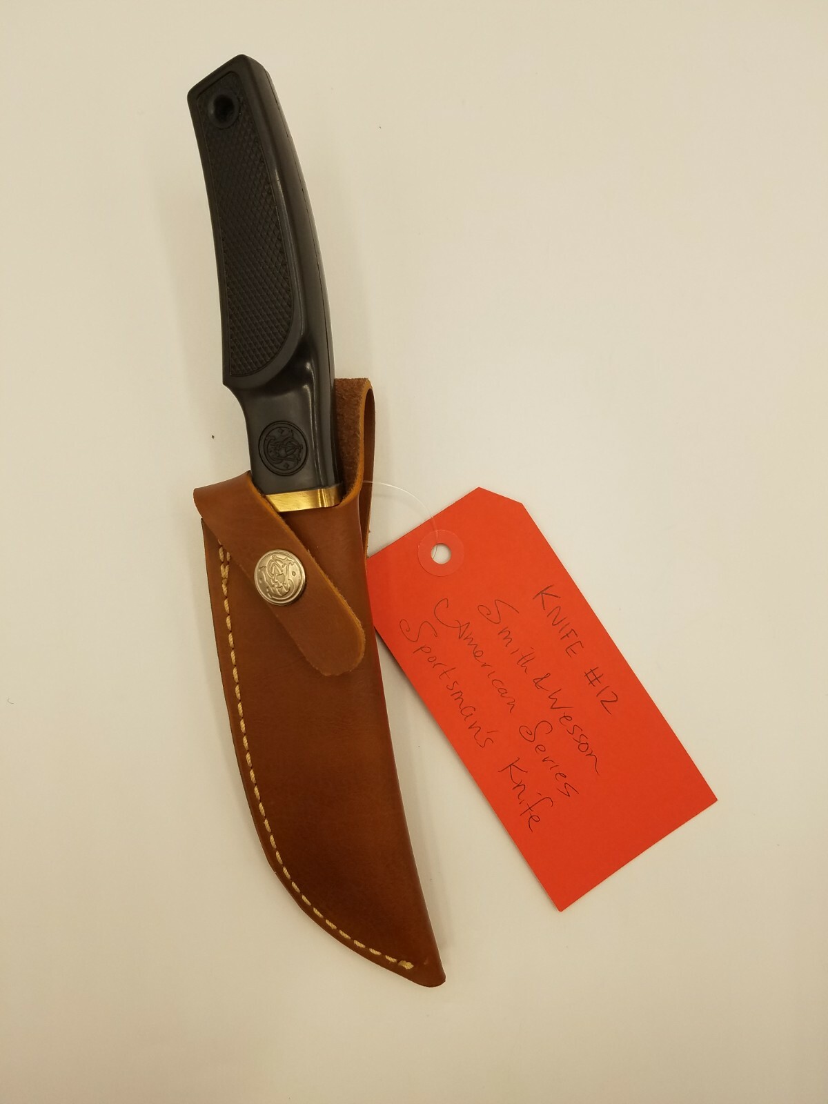 VINTAGE 80'S / SMITH&WESSON AMERICAN SERIES SPORTS MAN'S KNIFE W/SHEATH-#12