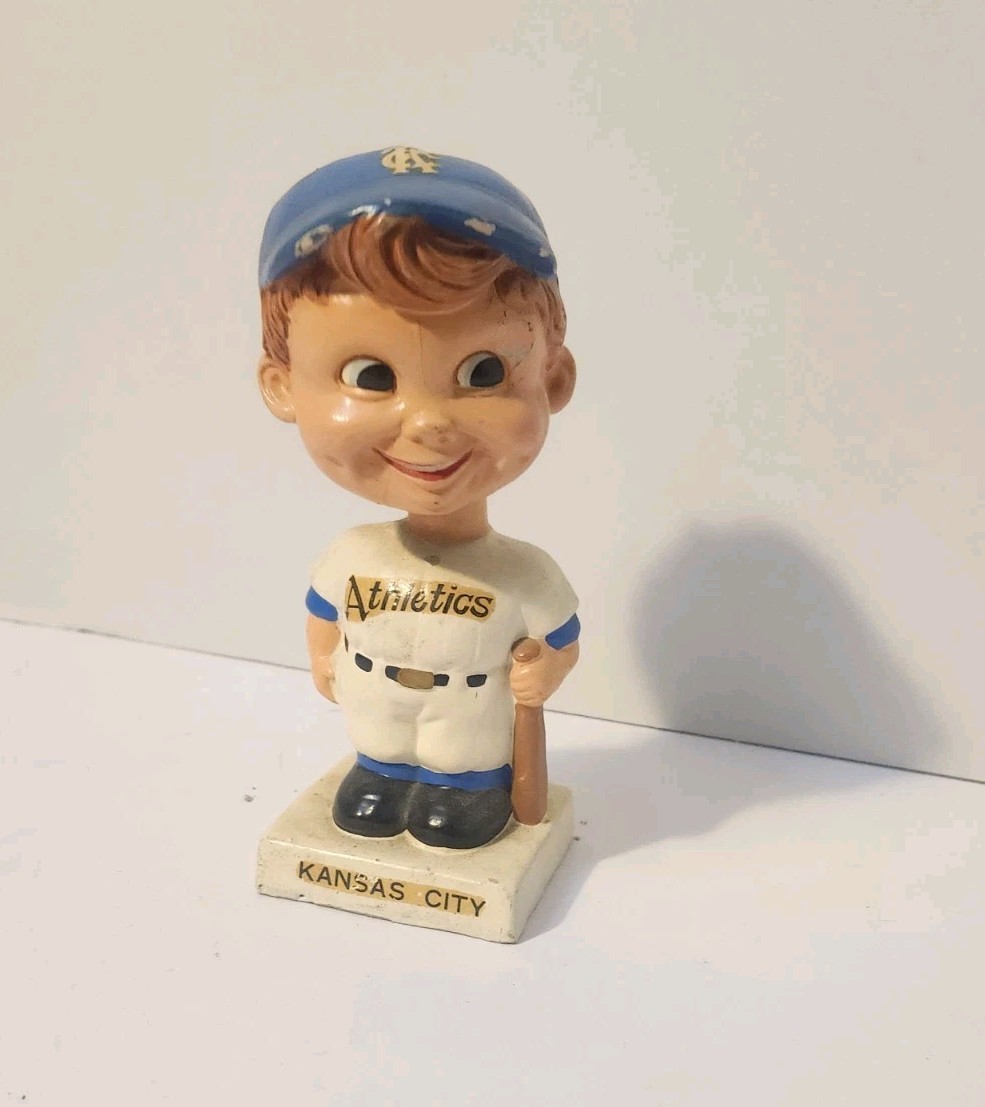 RARE vtg 1960s Kansas City Athletics Bobblehead Pitcher nodder REPAIR