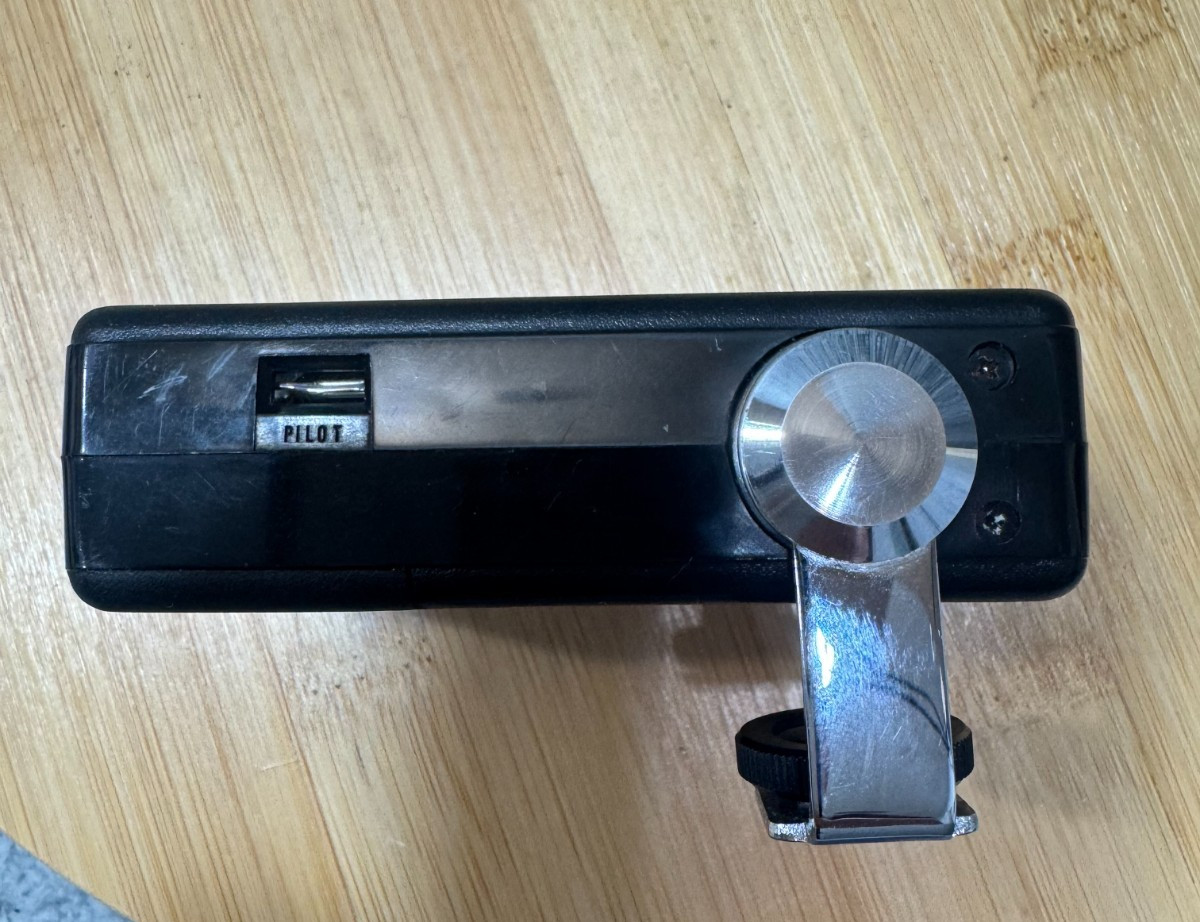 Minipor Vintage Camera Flash Unit Hot Shoe Mount Untested
