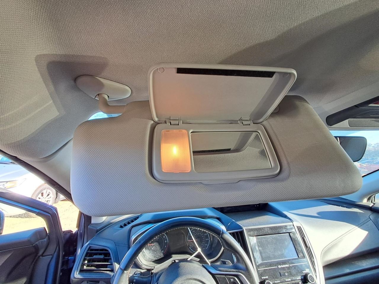 XV CROSST 2018 Glove Box 4856277