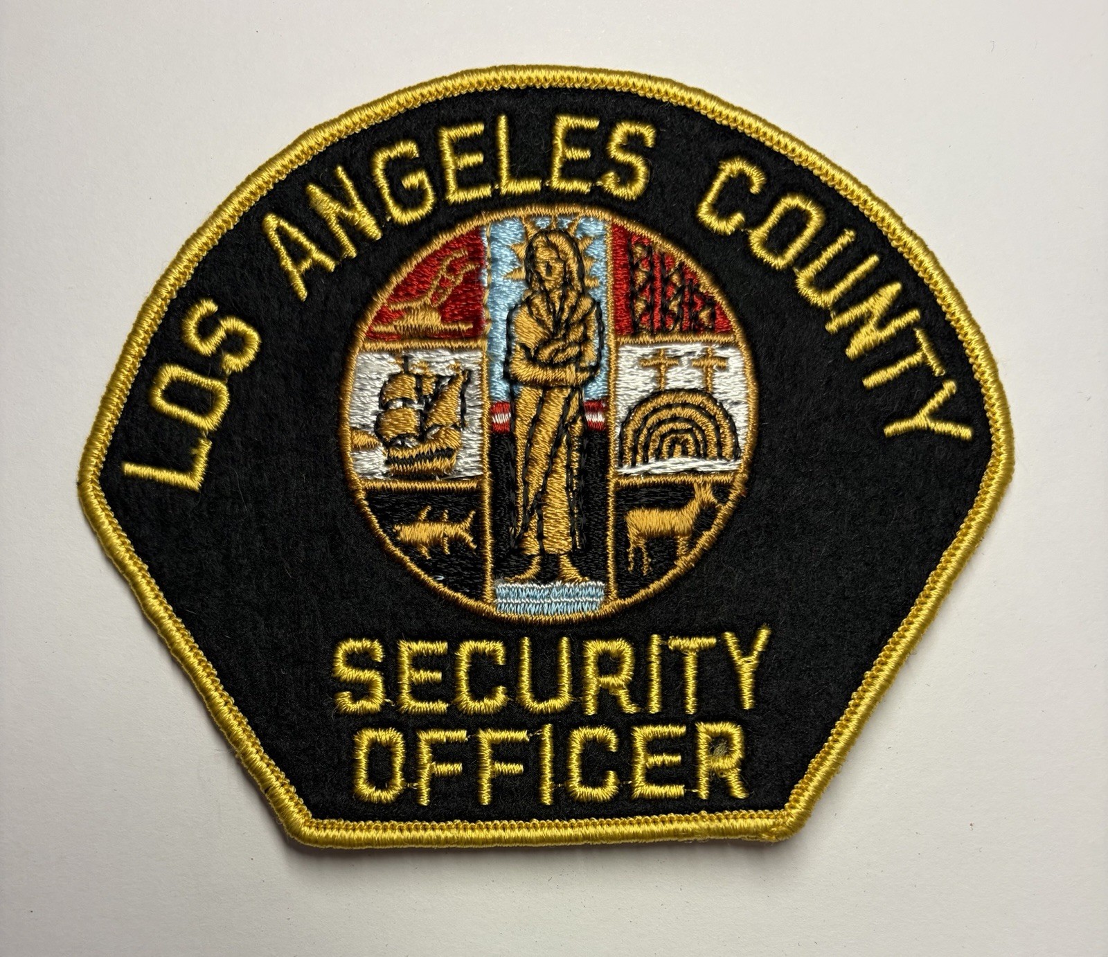 VINTAGE CA CALIFORNIA LOS ANGELES COUNTY SECURITY OFFICER PATCH #D26