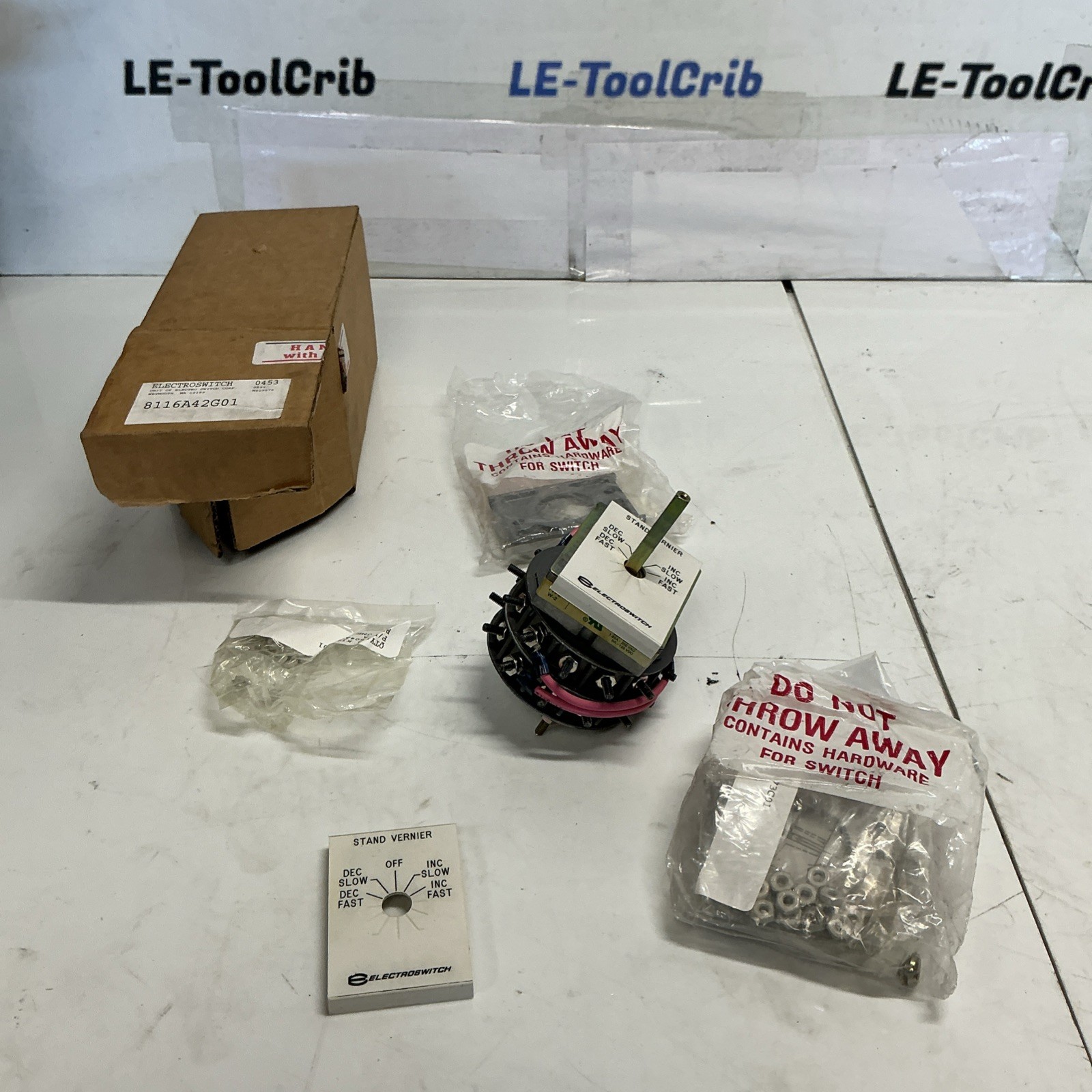 Electroswitch 0453 8116A42G01 Utility Rotary Control Switch Assembly Z-502