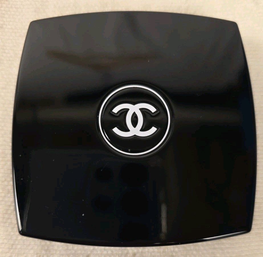 Vintage CHANEL Four Color Eyeshadow Pre-owned