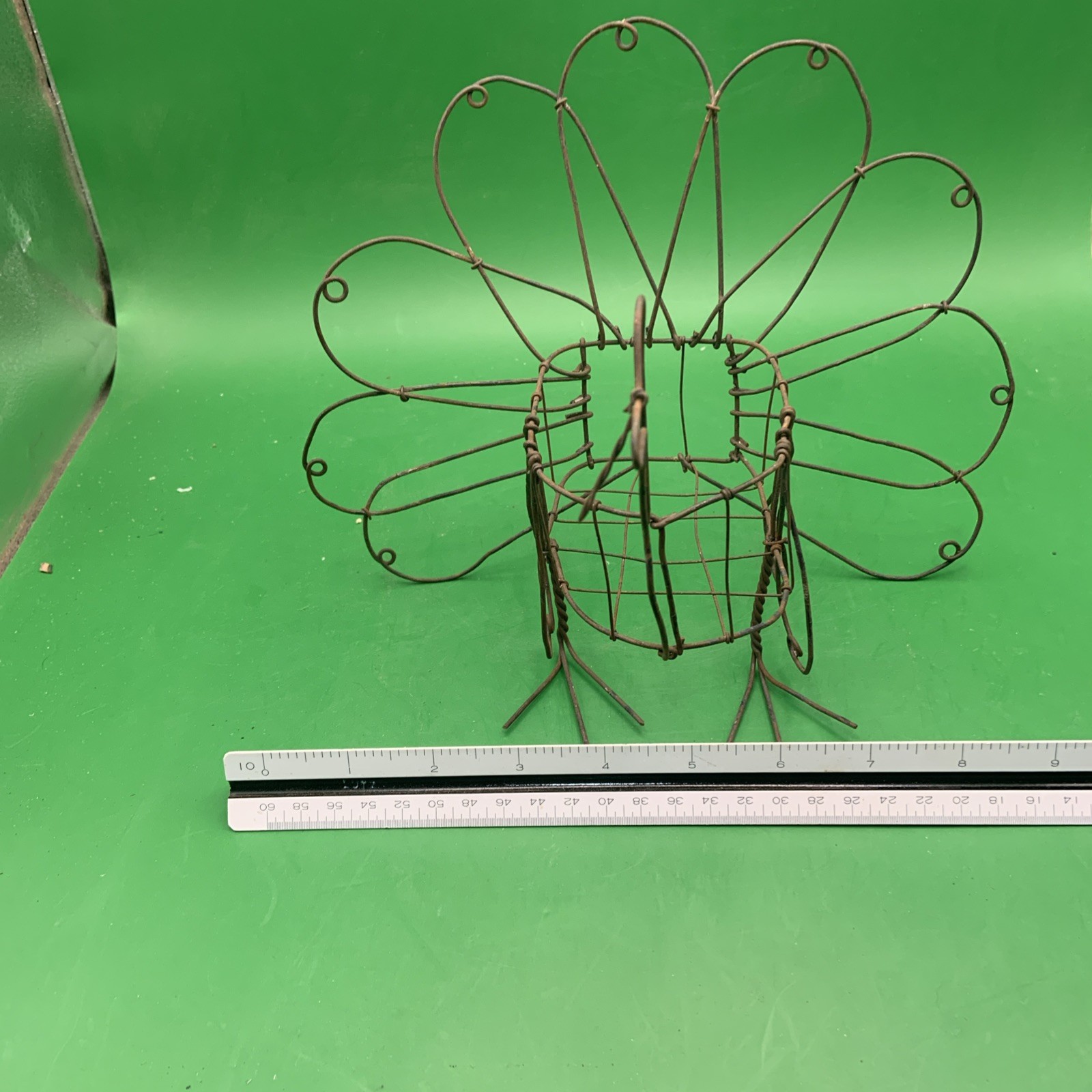 Vintage Metal Wire Turkey Basket.