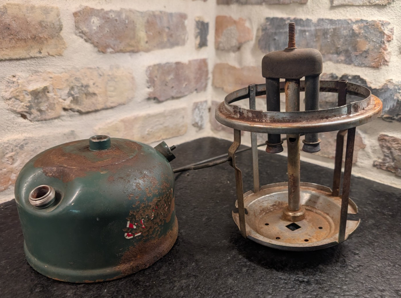 Coleman 220H Lantern Base & Handle Assembly