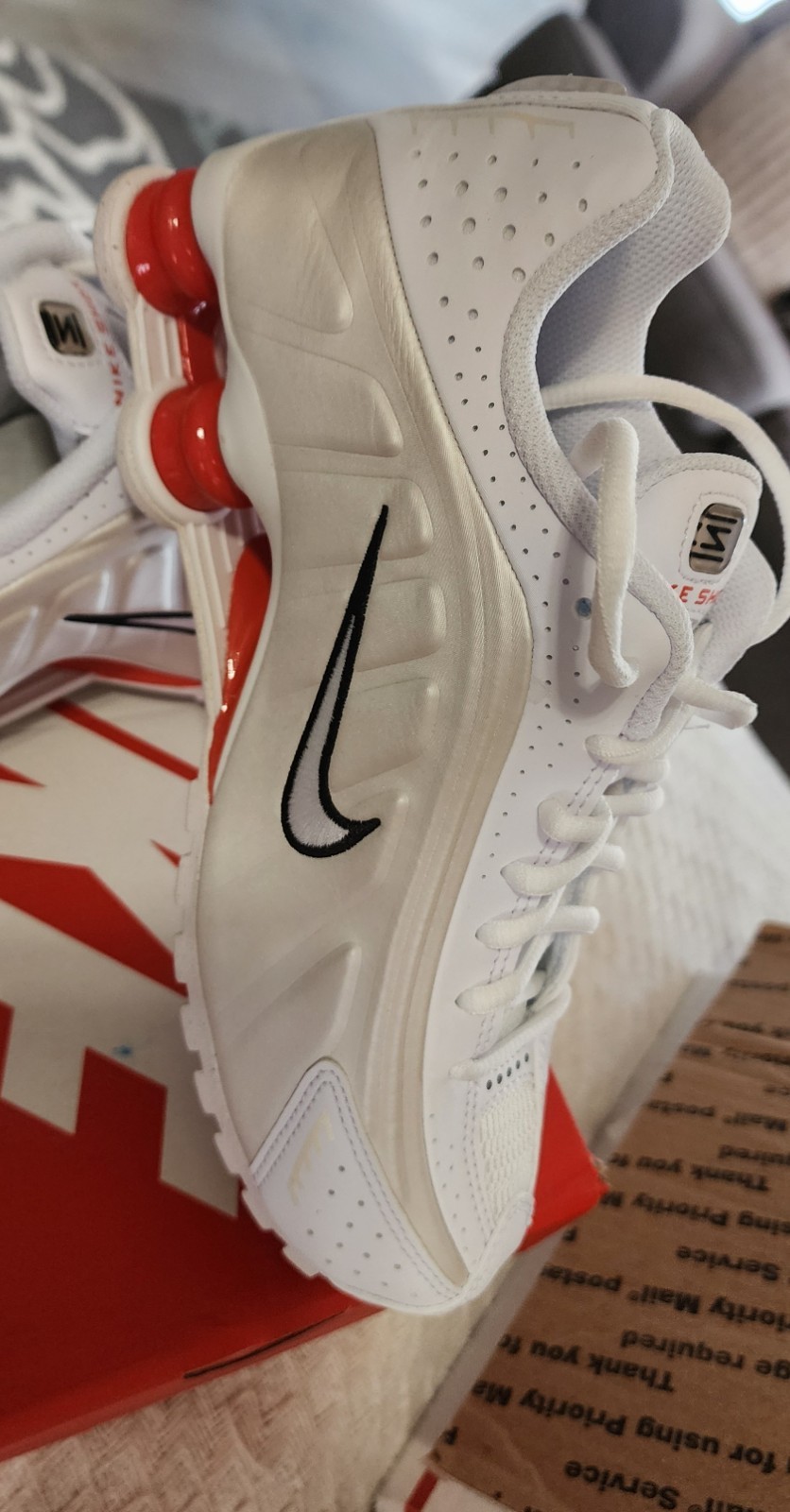 Nike Shox 5Y W6.5 New in Box