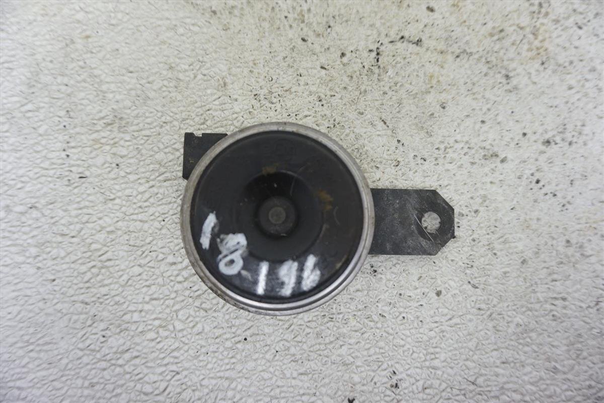1998-2003 Toyota Sienna High Note Pitch Honking Sound Horn 86510-08010