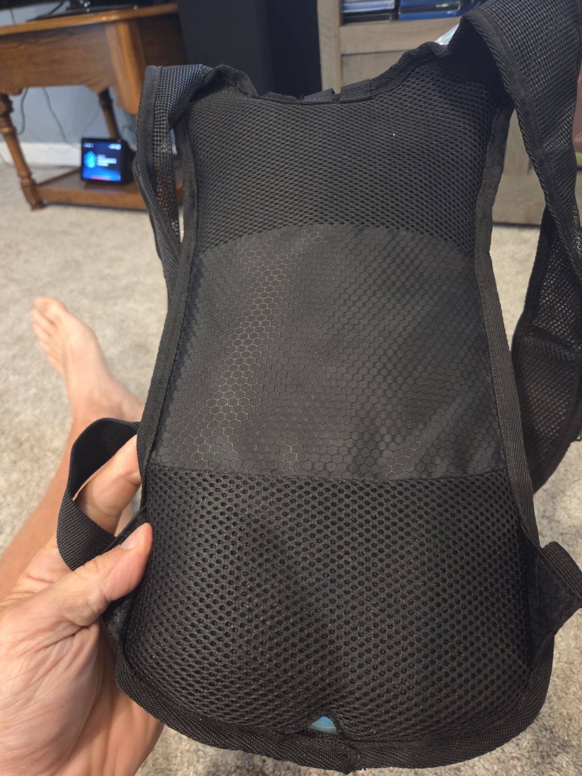 Sojourner Hydration Backpack Holographic Silver Reflective 2L Bladder Run Hiking