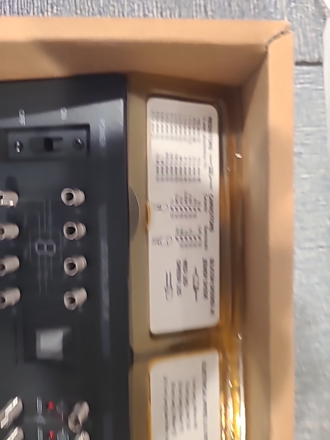 RadioShack Electronics Learning Lab Model 28-280 With Two Workbooks
