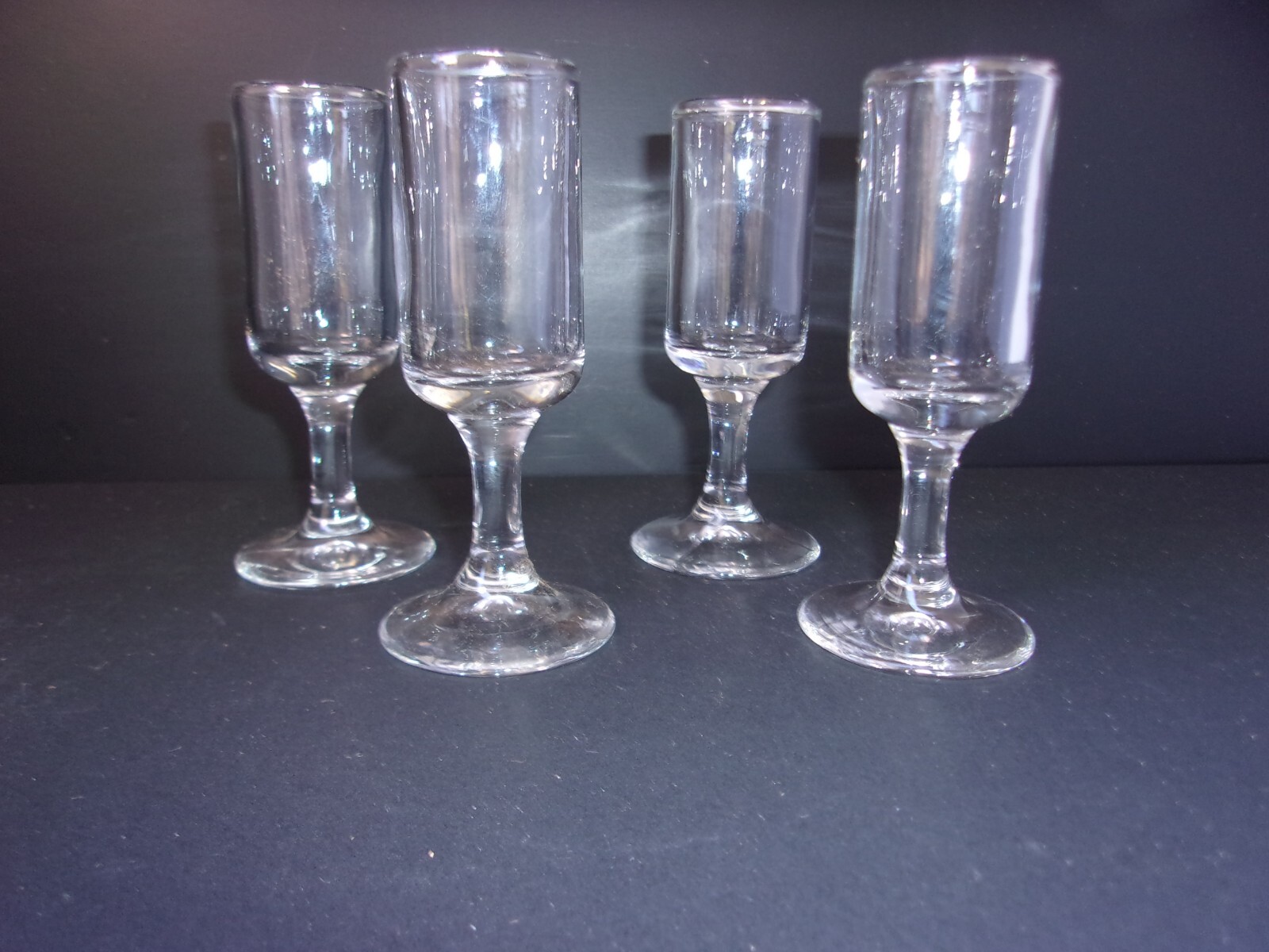 Set of 4 Anchor Hocking Excellency # 2901 Cordial Glasses 4" x 1 1/4" Box # 53
