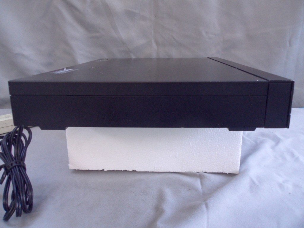 Sansui Digital Synthesizer Tuner TU-S77X "WORKING"