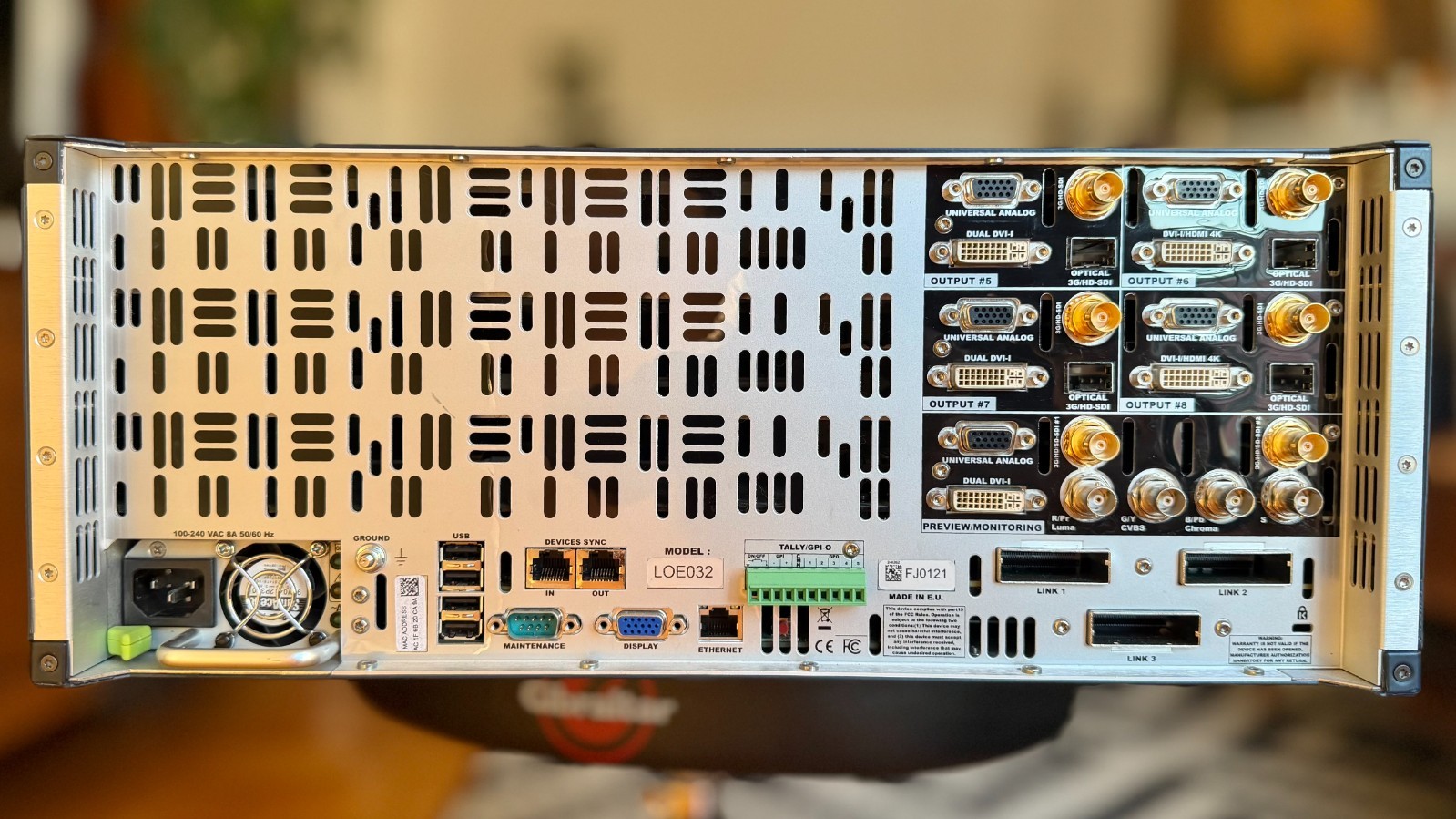 ANALOG WAY LOE032 LiveCore Output Expander 4k