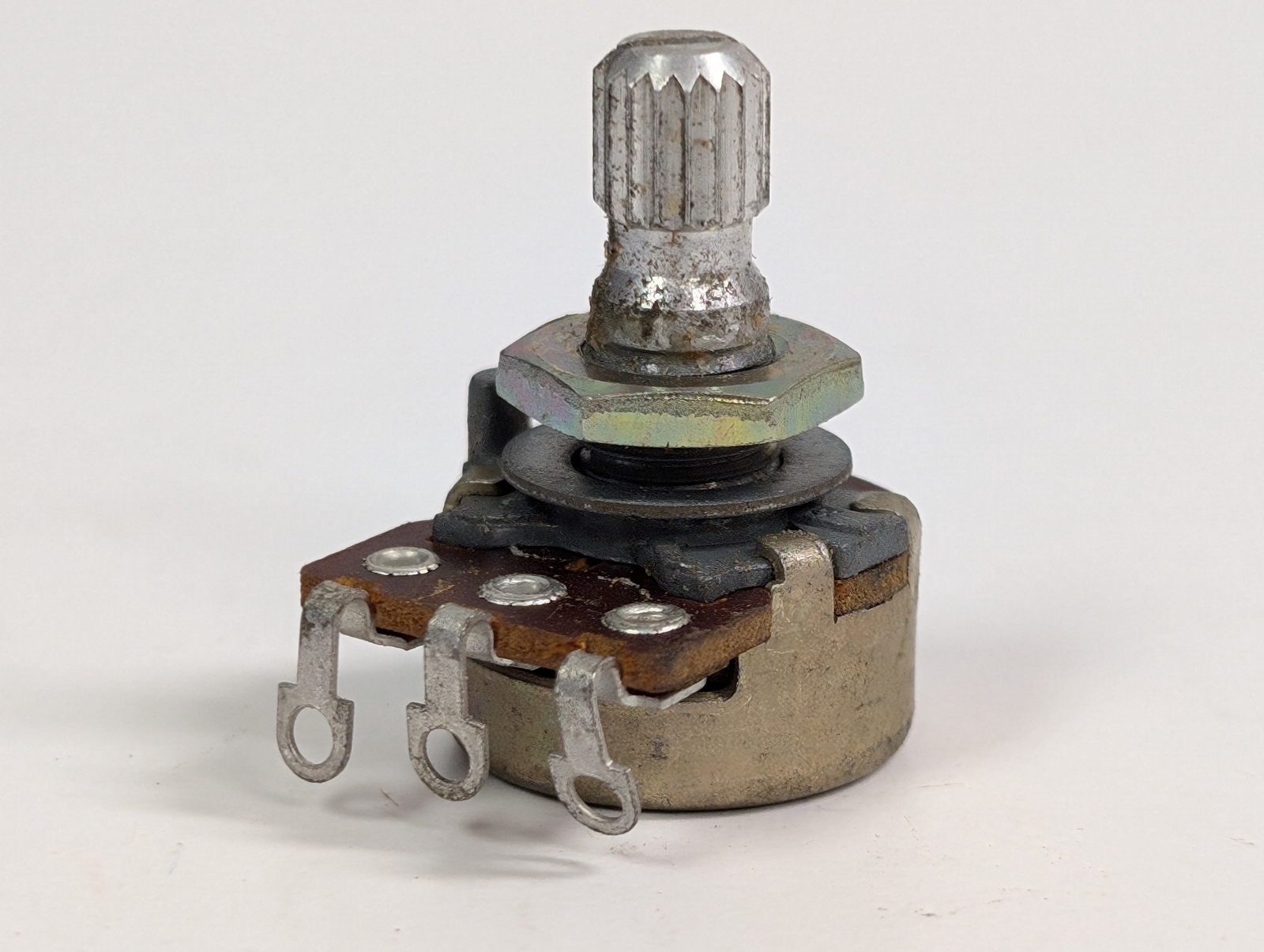 50K OHM AUDIO TAPER POTENTIOMETER