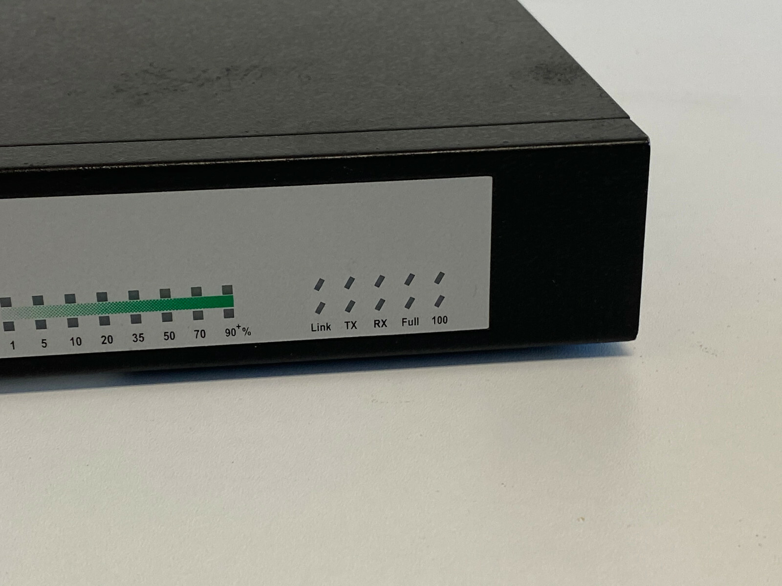 Shelf1: DIGI MIL-5220TX 10/100MBPS SWITCH