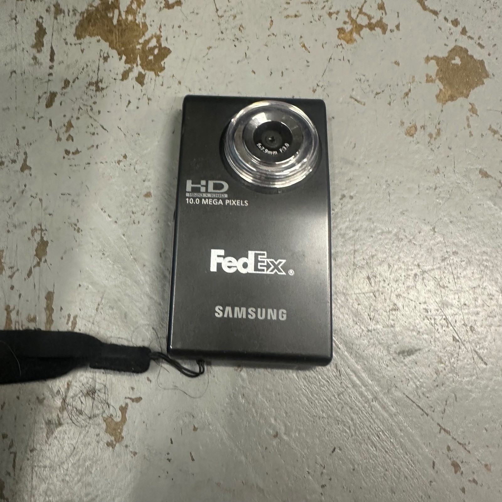 Samsung HMX-U10 HD Digital Camcorder 10MP FedEx Branded Black Pocket Camera