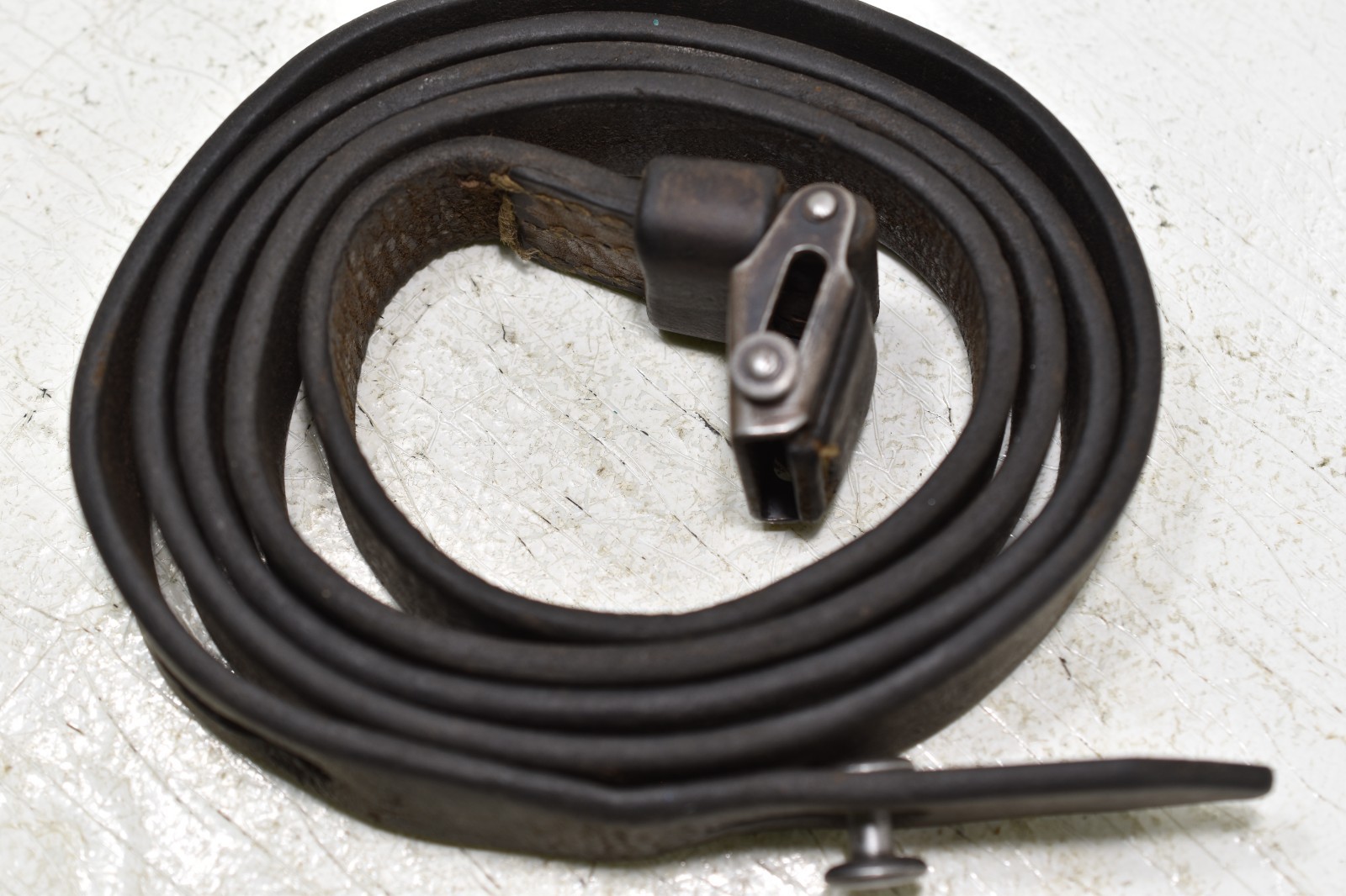 German WWII WW2 or post war 52" Leather Rifle Sling MP Mauser