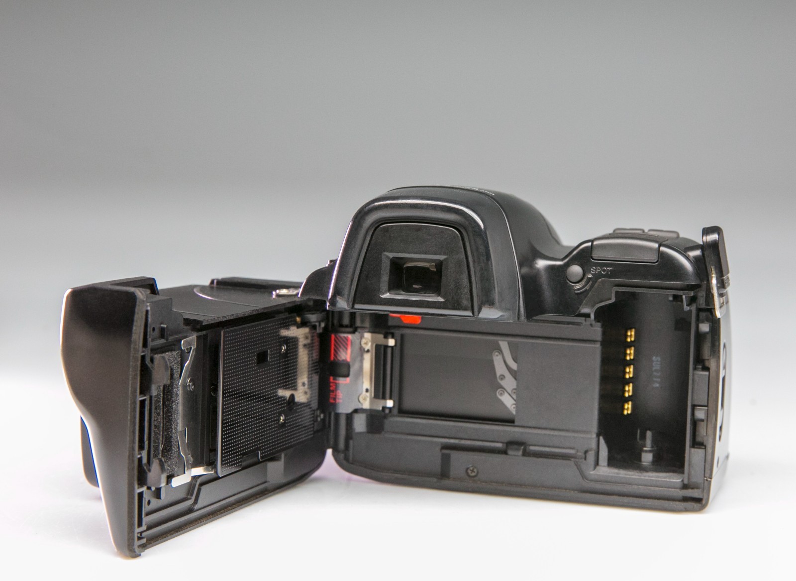 Olympus IS 2000 35mm Black Compact Camera Auto Focus