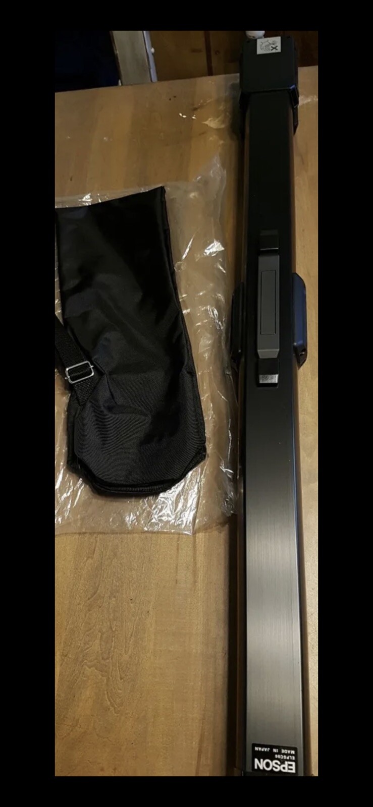 Epson ELPSC06 50" Projector Screen-NEW-Case