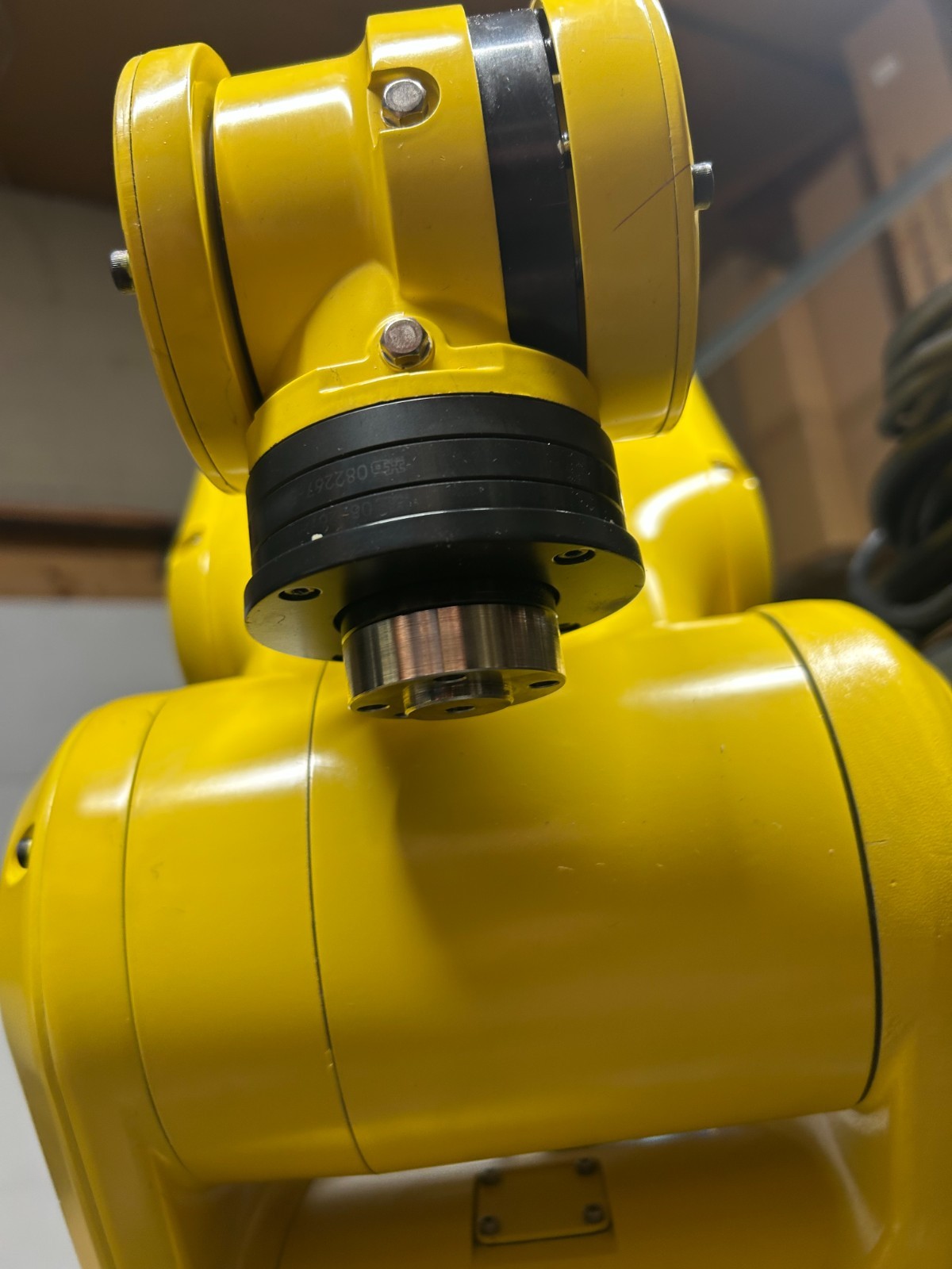 Fanuc LR Mate 200iD w/ R-30iB Controller & i Pendant Handheld unit