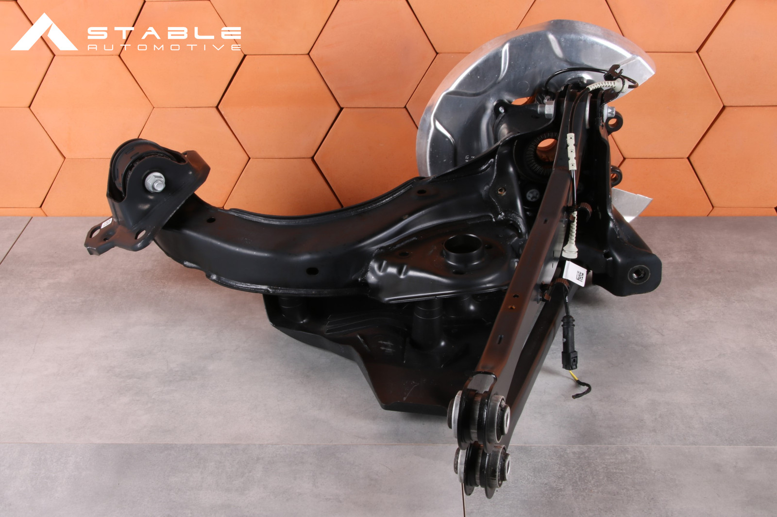 BMW X1 U11 X2 U10 REAR RIGHT WHEEL CARRIER HUB WISHBONES XDRIVE 6894210 88 km !!