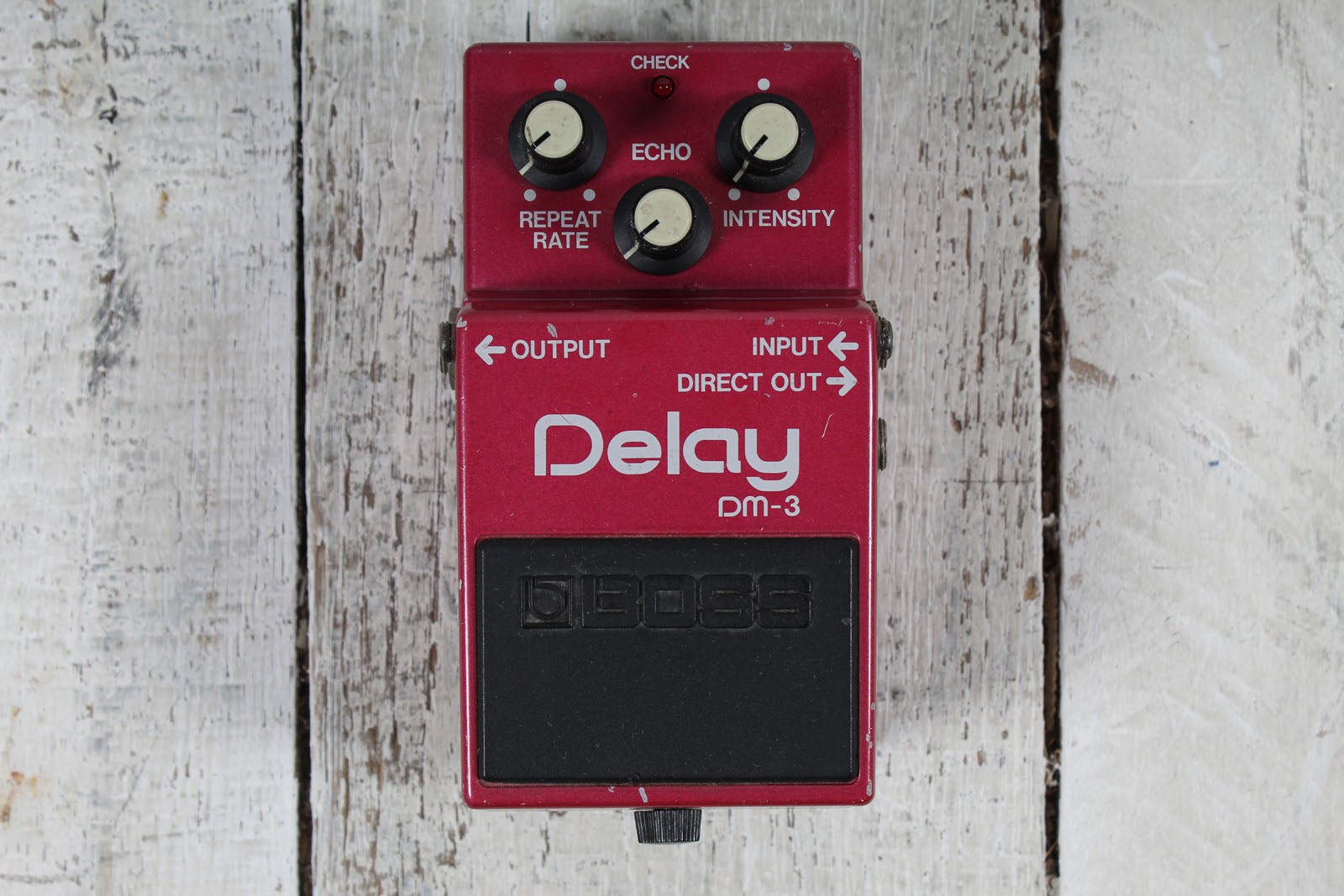 Boss Vintage 1980s DM-3 Delay Pedal Electric Guitar Analog Delay Effects Pedal