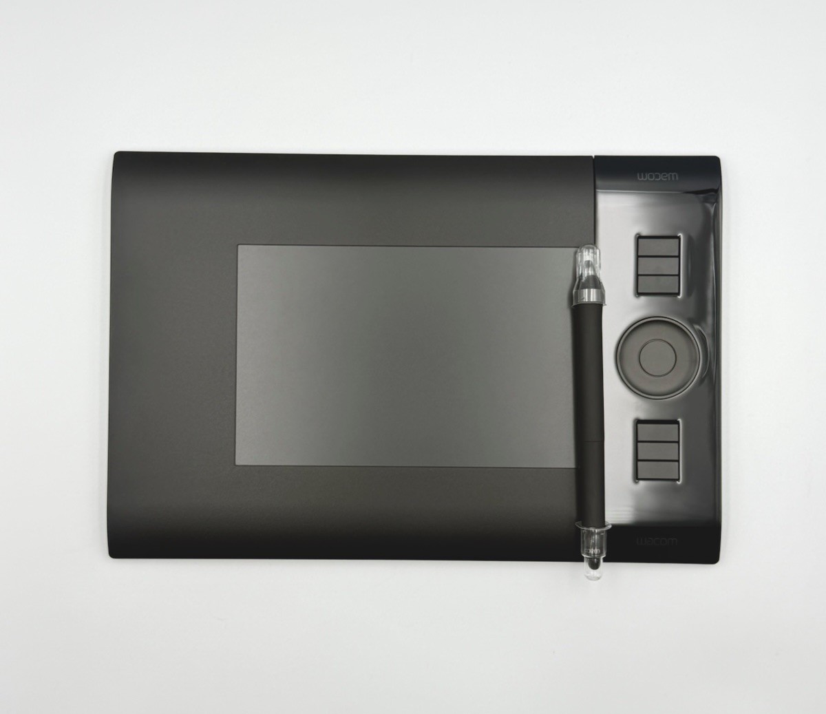 Wacom Intuos4 PTK-440 Graphics Tablet Professional Digital Drawing Pad