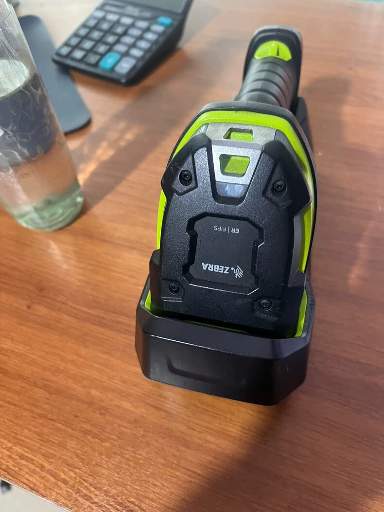 Zebra DS3678-ER Extended Range Ultra-Rugged Cordless 2D/1D Barcode Scanner Kit