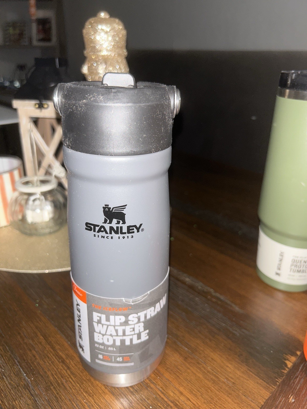 Stanley Brand New Quencher Tumbler 22oz Blue/Gray