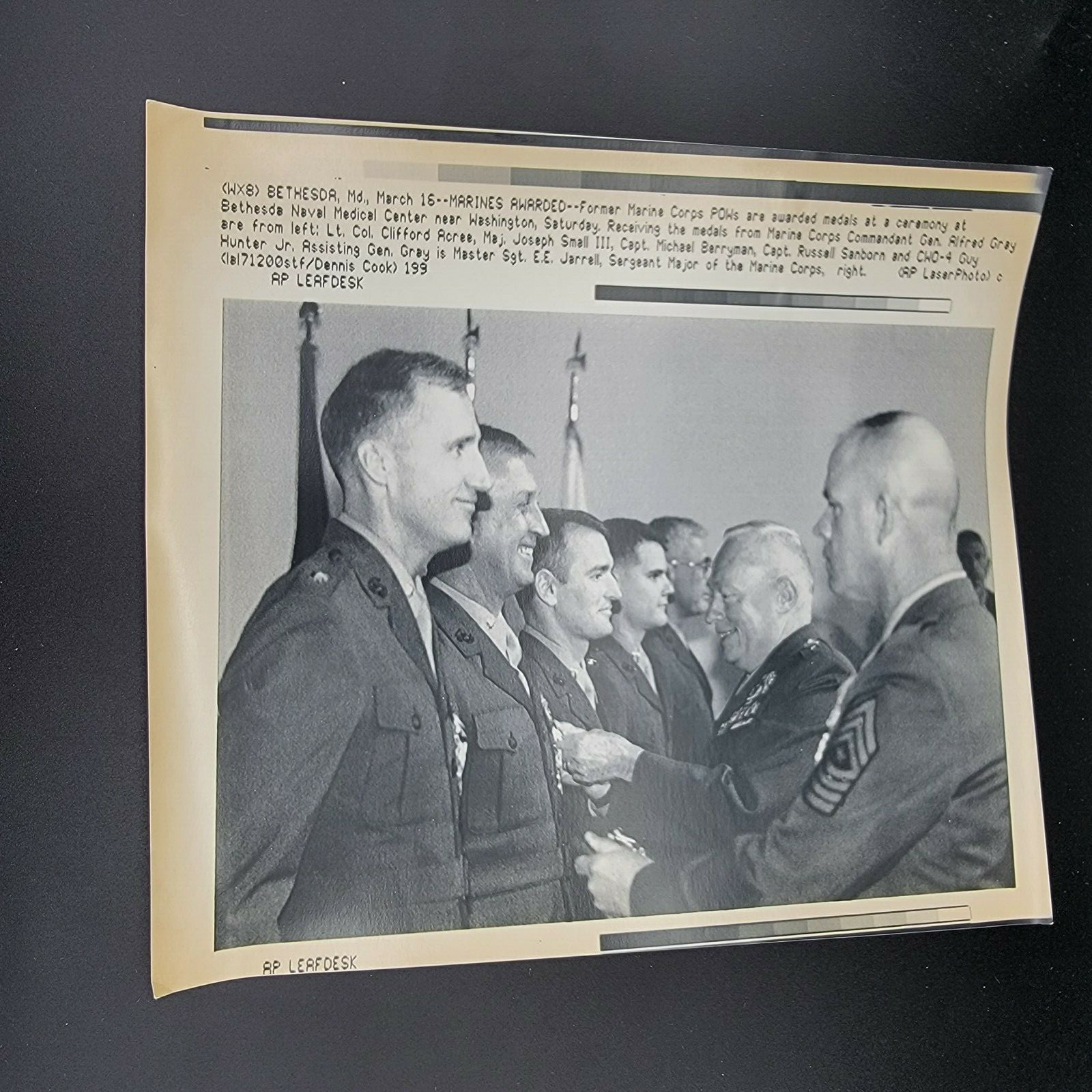 Marines Awarded AP Leaf Desk Press Photos Gulf War 1991 Bethesda, MD