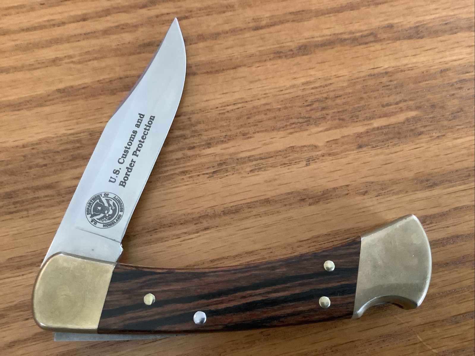 07 Buck 110 Hunter Knife Advertising U.S. Customs And Border Protection & Agrium
