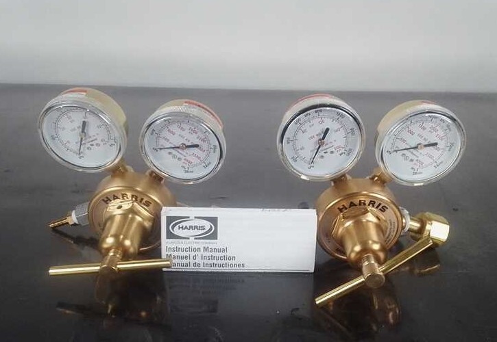 Lot of 2 Harris 25GX-145 Compressed Gas Regulators