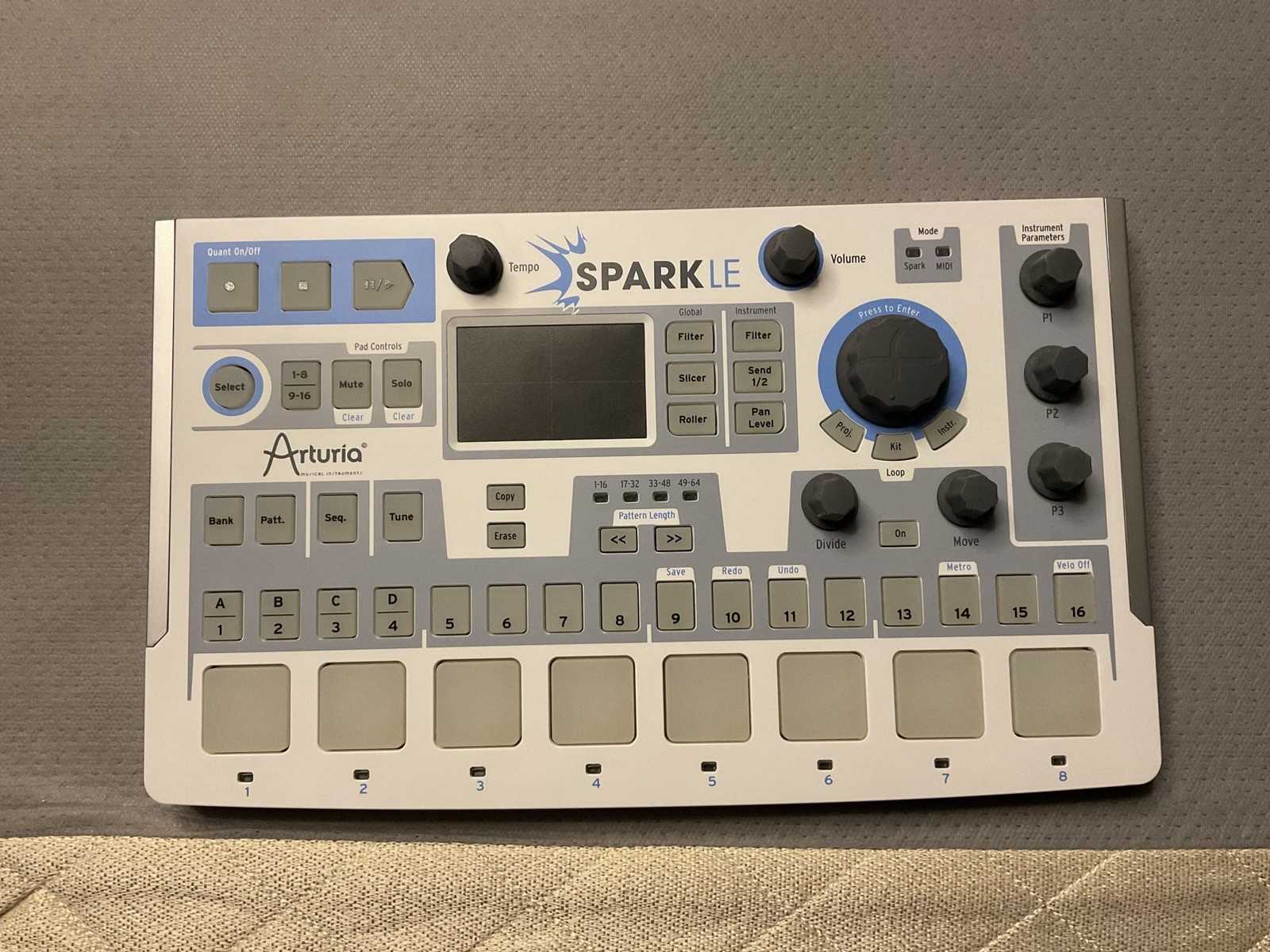 ARTURIA SPARK LE Sequencer Hybrid Drum Machine - Tested
