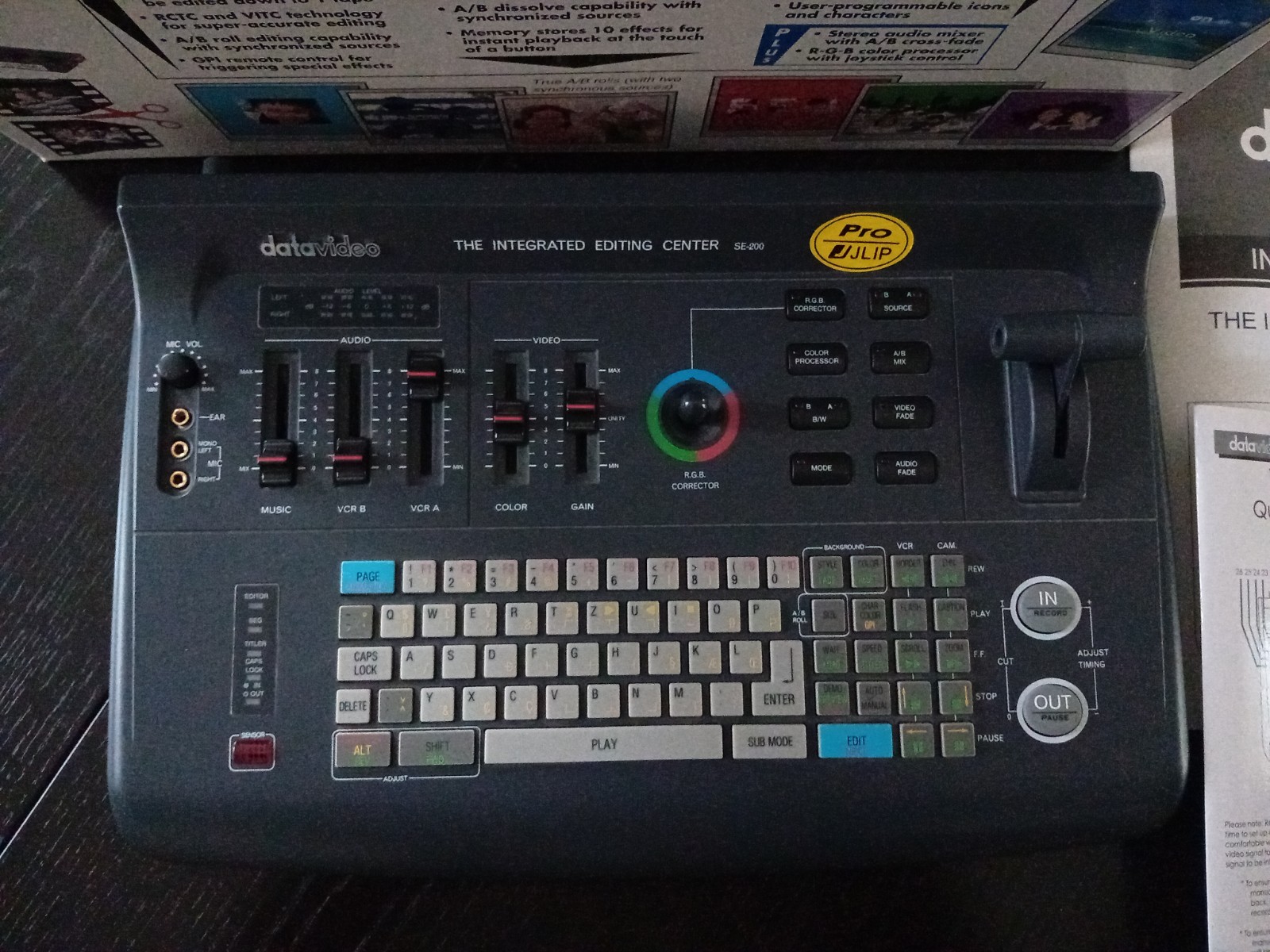 DataVideo SE-200 Video Mixer