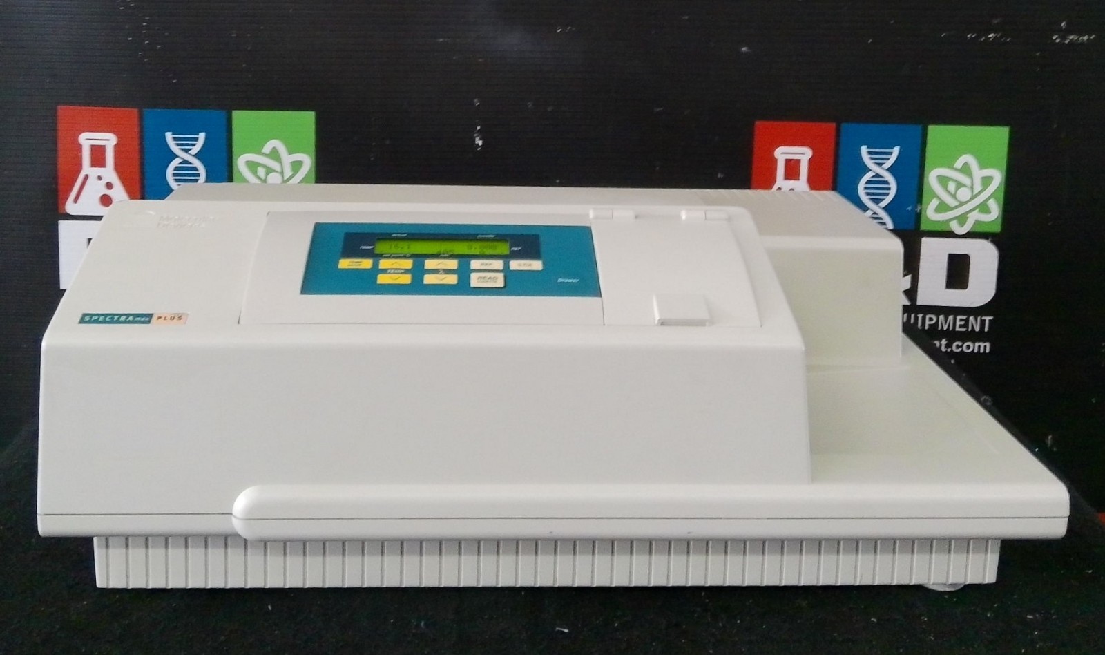 Molecular Devices Spectra Max PLUS 384 Microplate Spectrophotometer