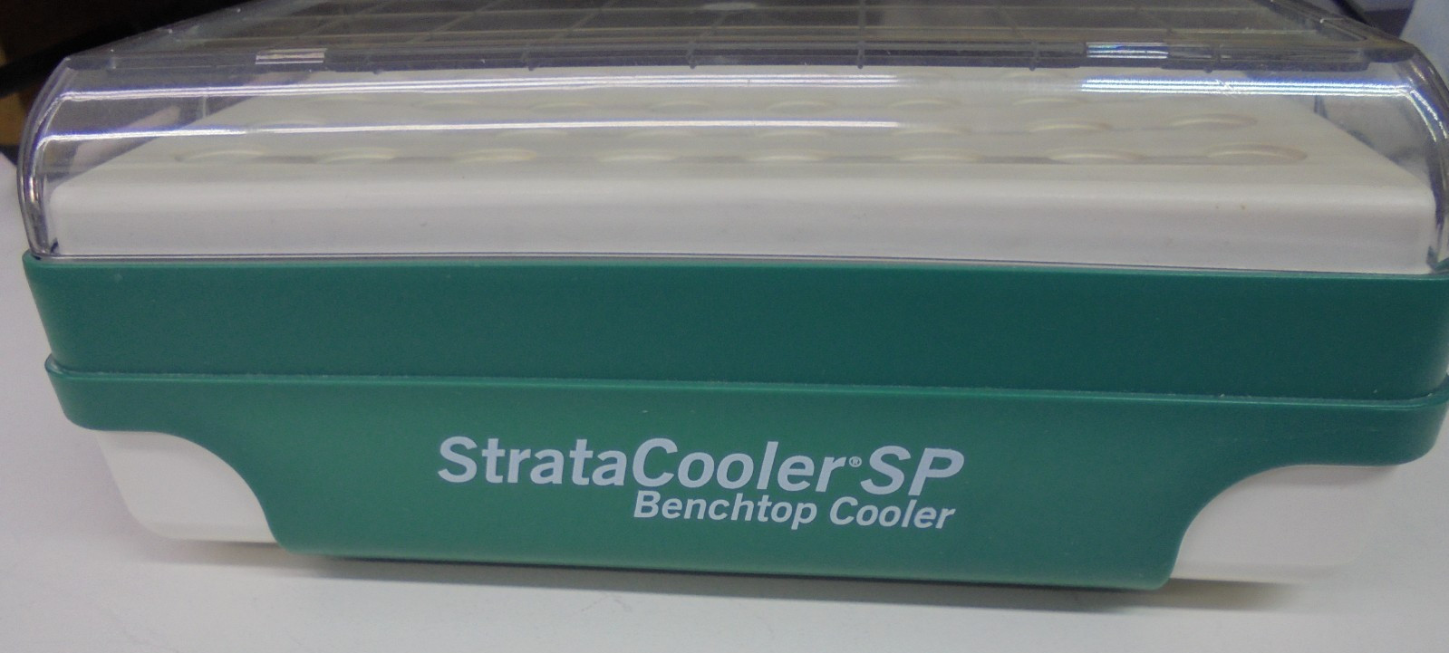 StrataCooler® SP Benchtop Cooler